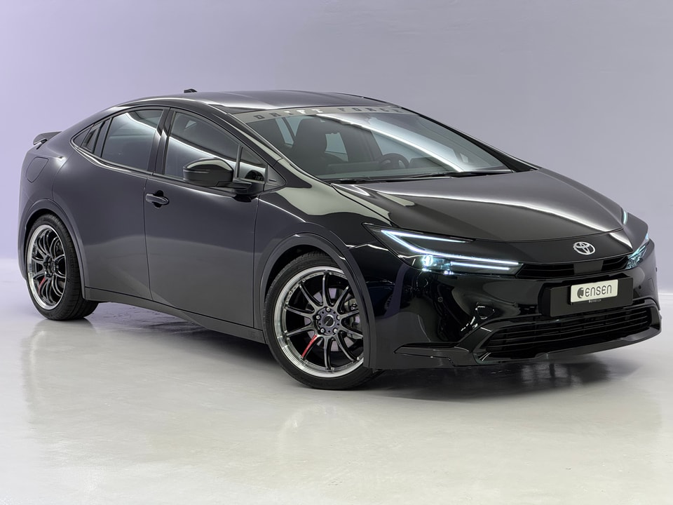Prius Plug-in Hybrid 2.0 Style Drift Force Edition