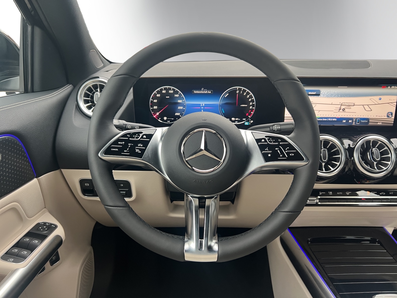 Image MERCEDES-BENZ GLA-250 GLA 250 e EQ Star 8G-DCT
