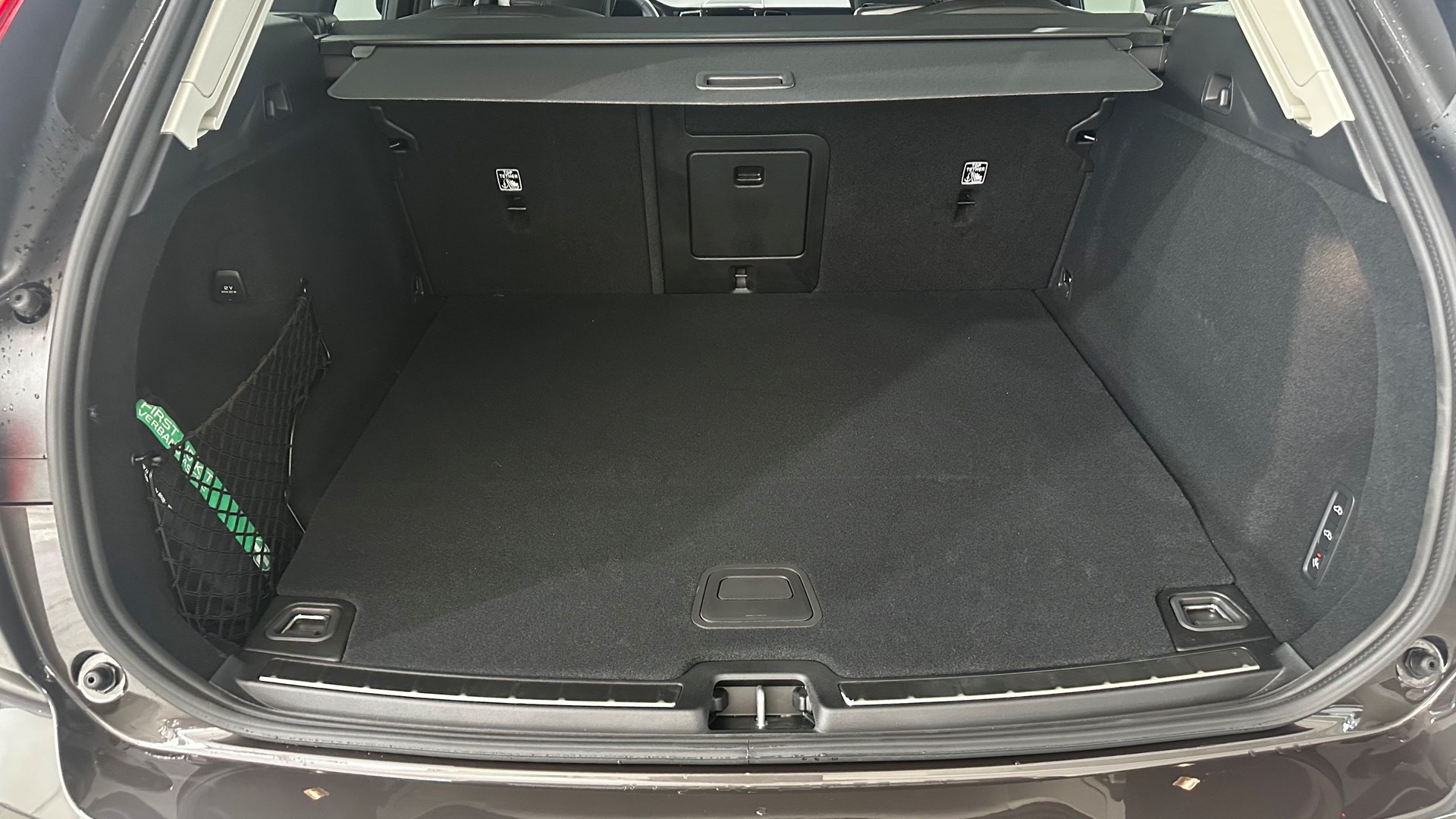 VOLVO XC60 2.0 T8 TE Ultra Dark eAWD-image-6