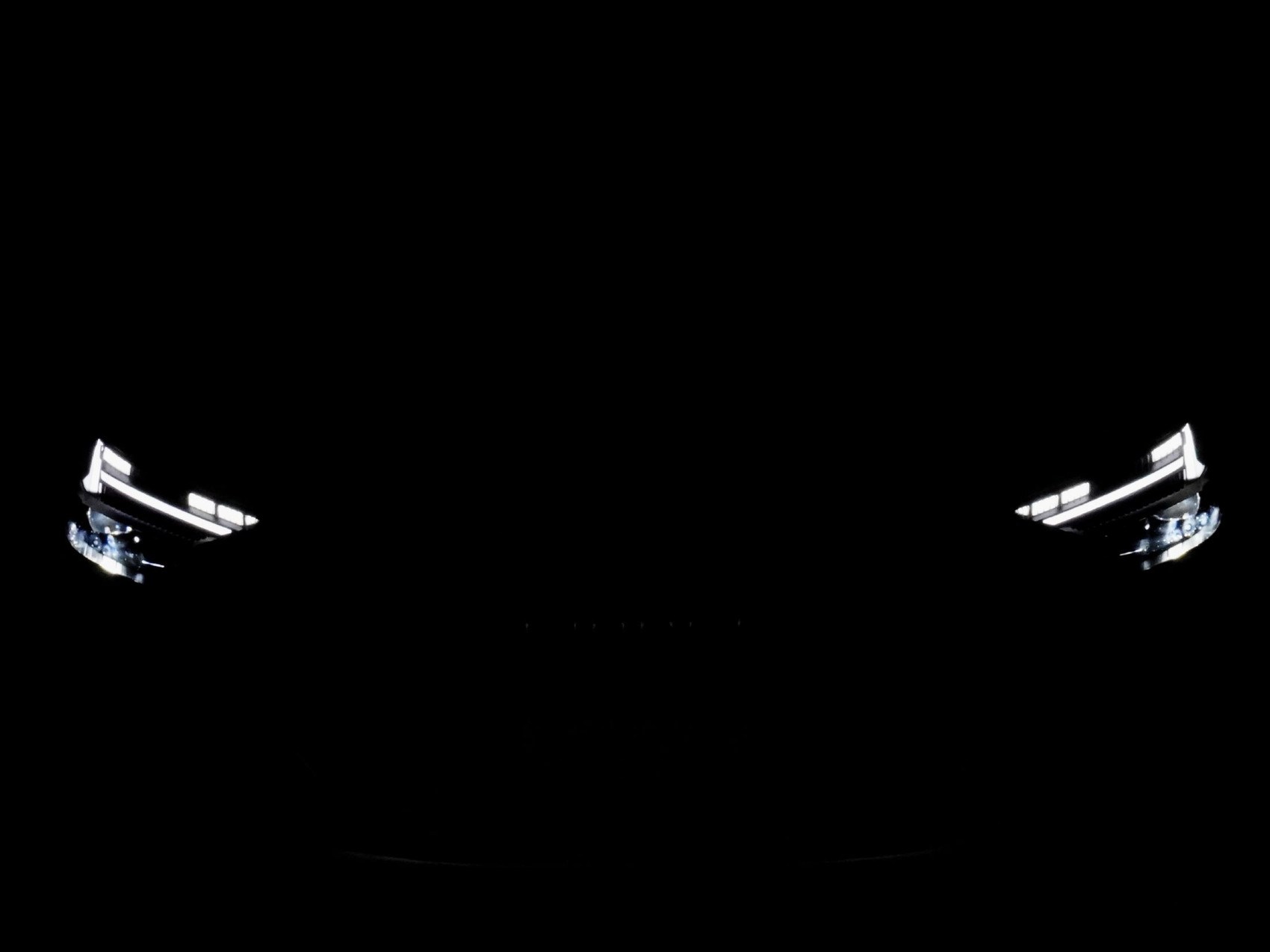 AUDI Q4 e-tron 55 quattro S line-image-8