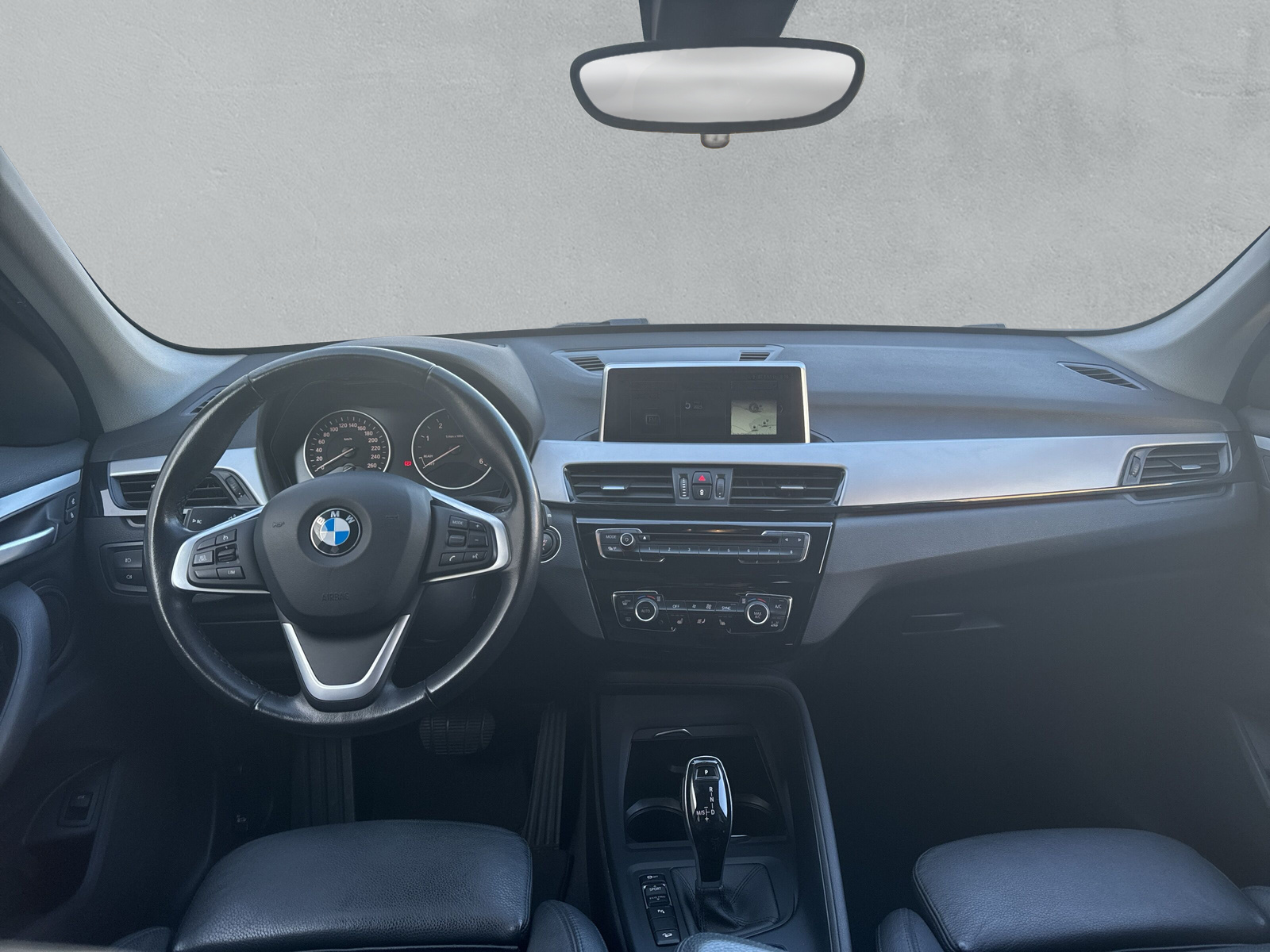 BMW X1 xDrive 20d xLine Steptronic-image-12