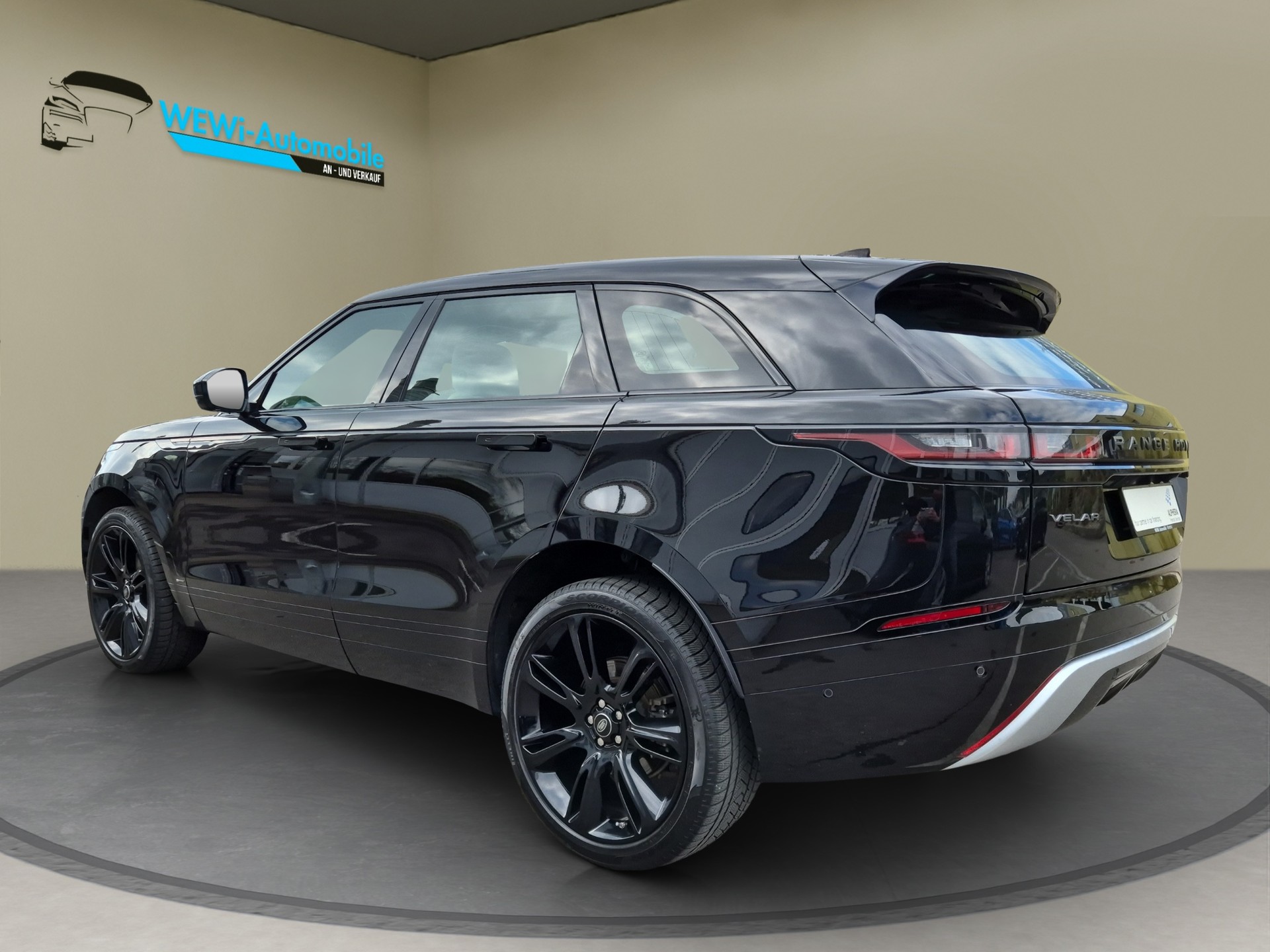 LAND ROVER Range Rover Velar R-Dynamic D 200 Automatic-showroom-element-2
