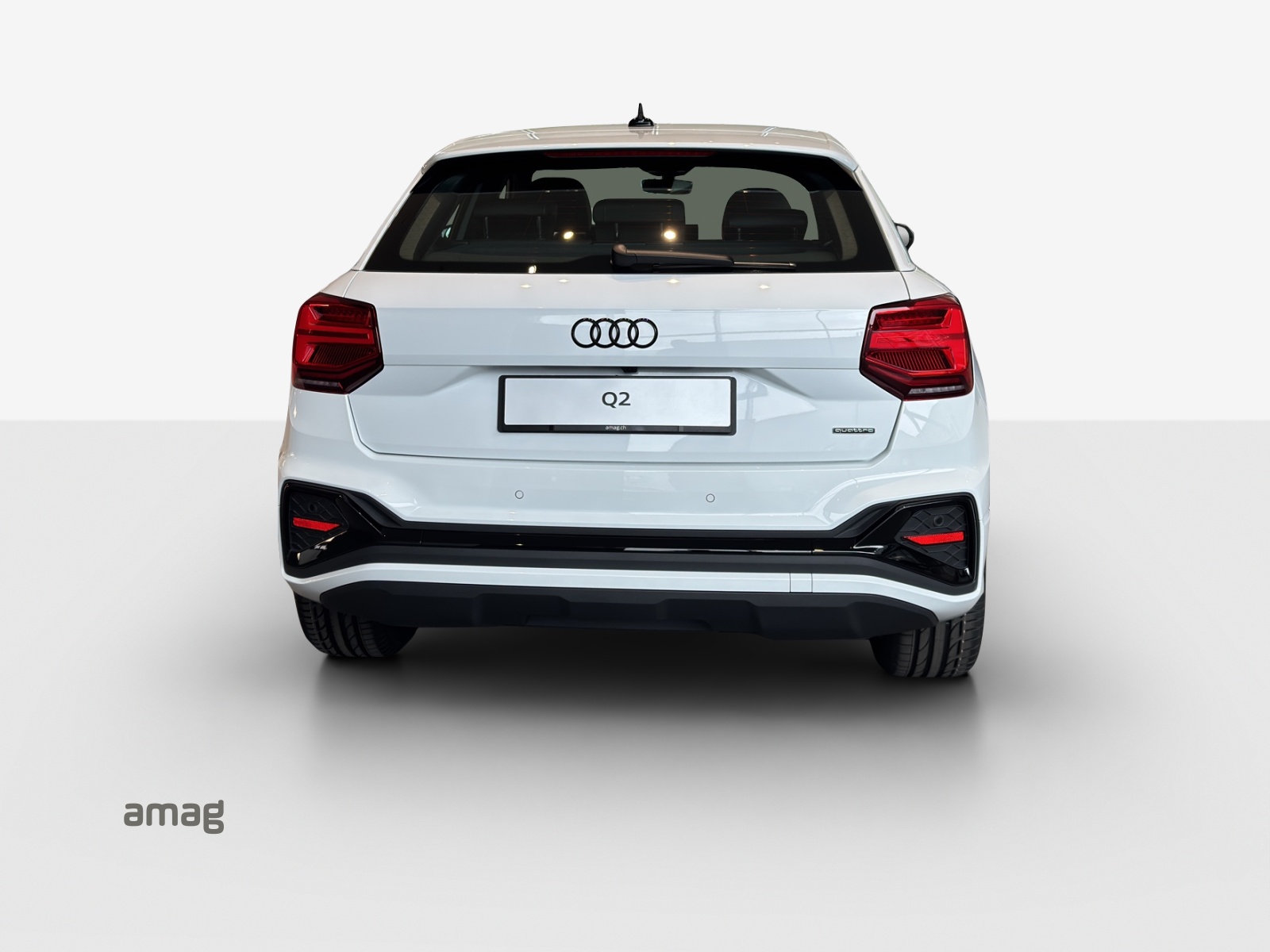 AUDI Q2 40 TFSI S line Attraction quattro S-tronic-showroom-element-3