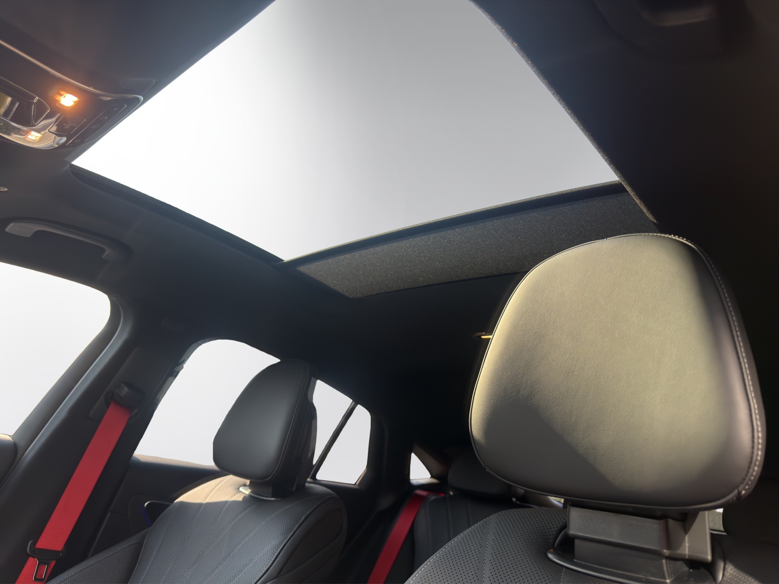 Image MERCEDES-BENZ GLC-300 GLC Coupé 300 e 4Matic 9G-Tronic