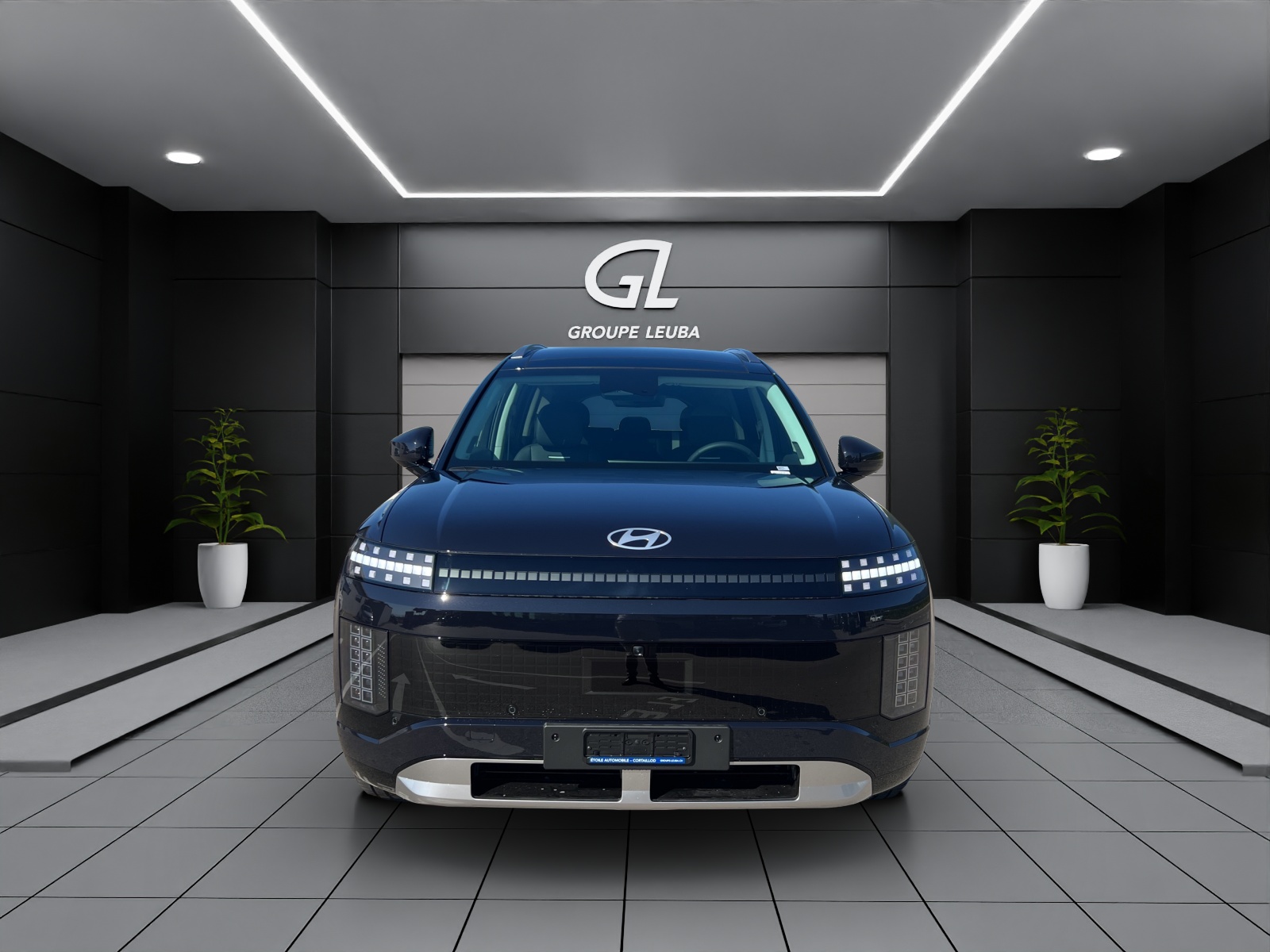 HYUNDAI IONIQ 9-showroom-element-3