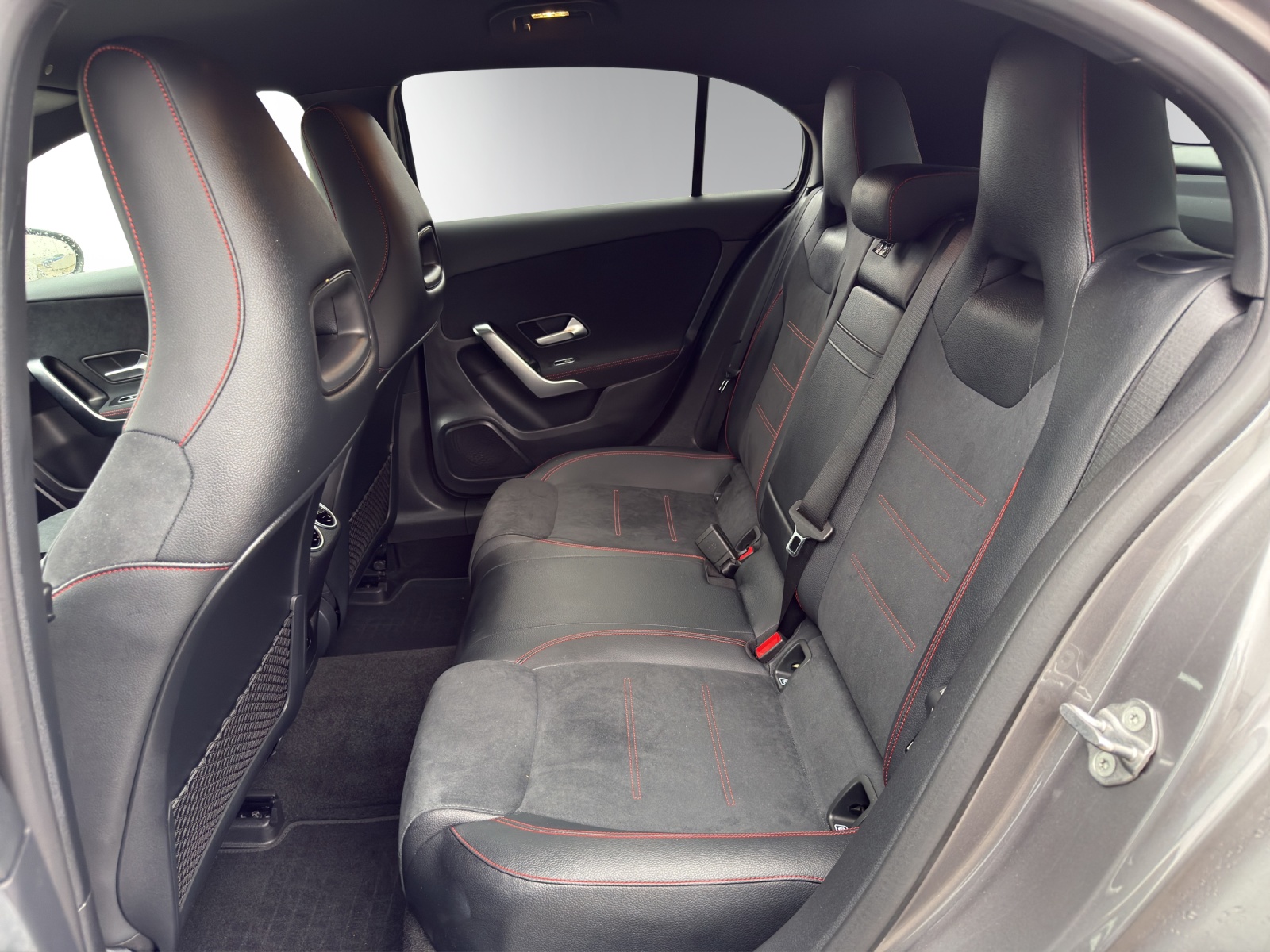 Image MERCEDES-BENZ A-250 A 250 AMG Line 4Matic