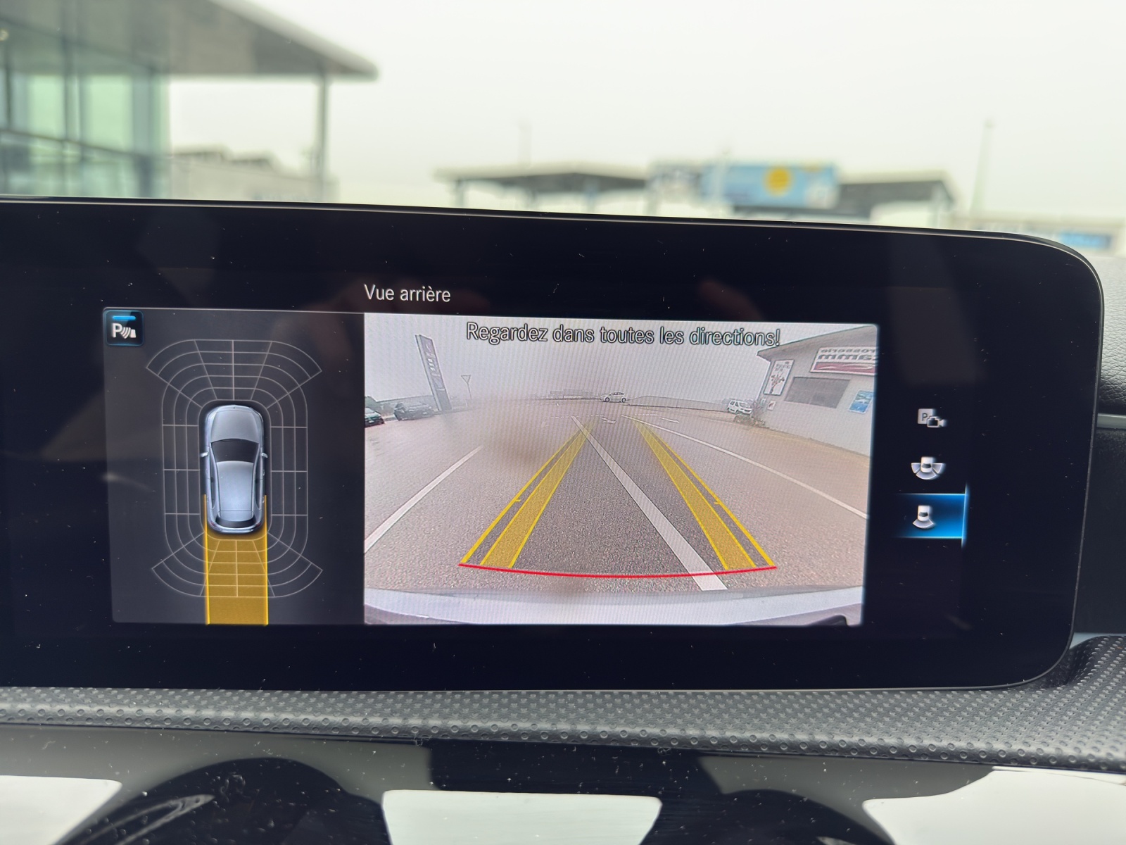 Image MERCEDES-BENZ A-250 A 250 AMG Line 4Matic