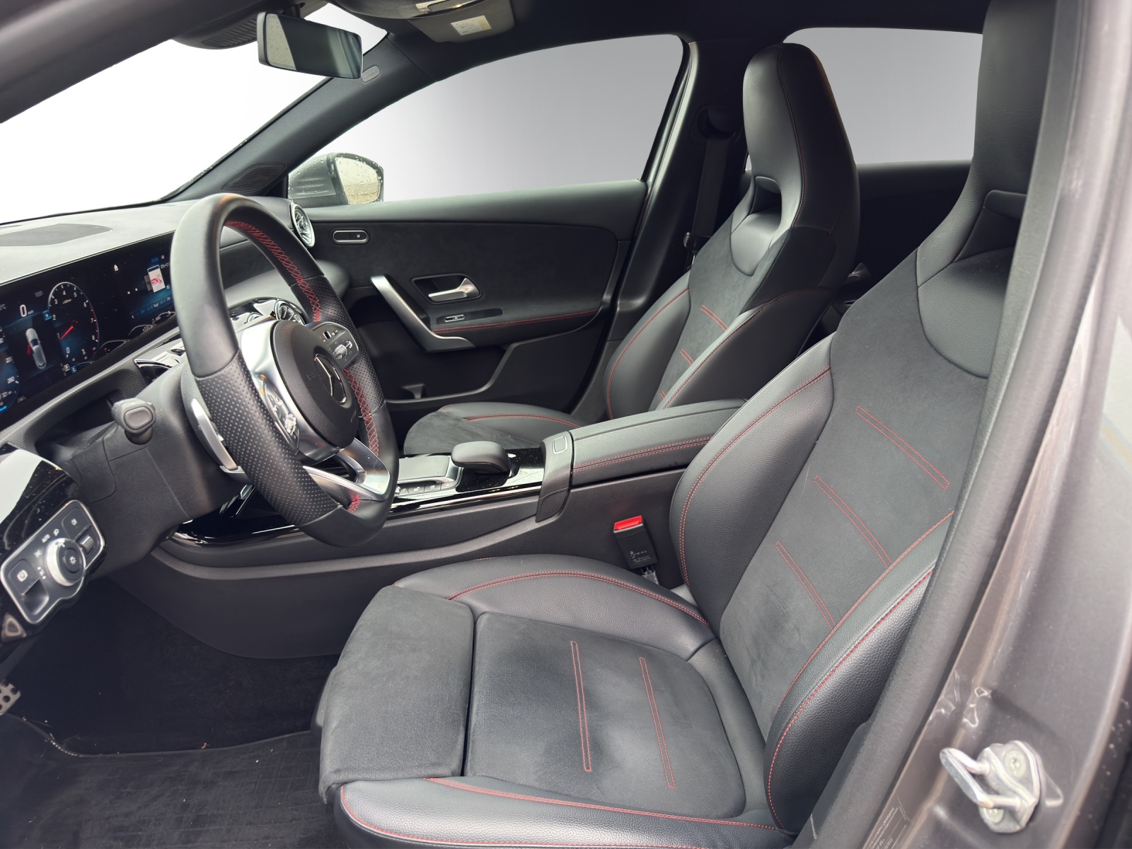 Image MERCEDES-BENZ A-250 A 250 AMG Line 4Matic