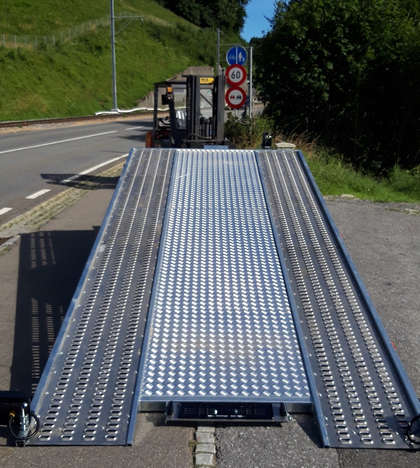 LORRIES PLI35-5021-image-5