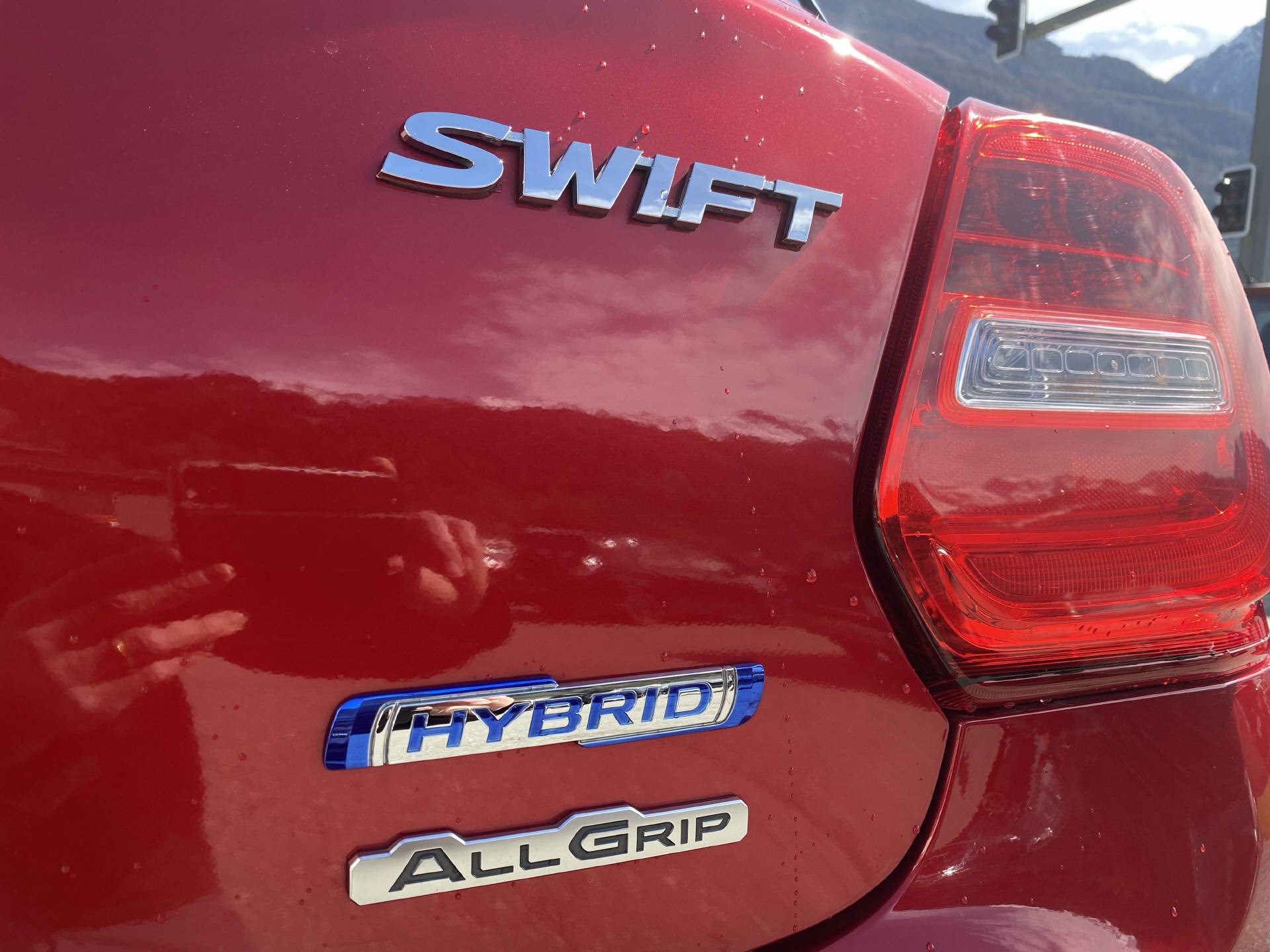 SUZUKI Swift 1.2 Compact Top Hybrid 4x4-image-12
