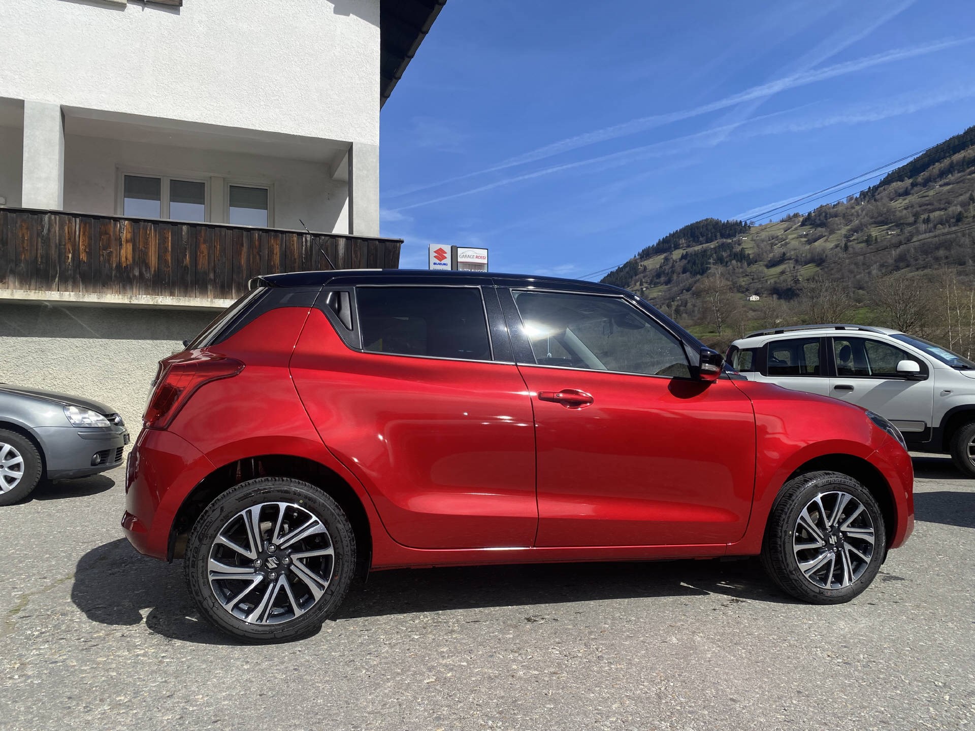 SUZUKI Swift 1.2 Compact Top Hybrid 4x4-image-2