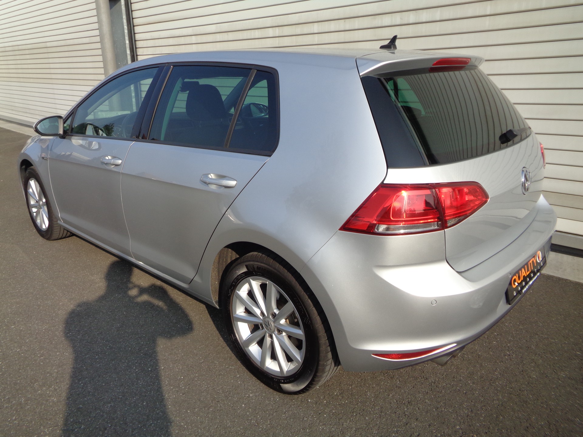 VW Golf 2.0 TDI Lounge DSG-image-2