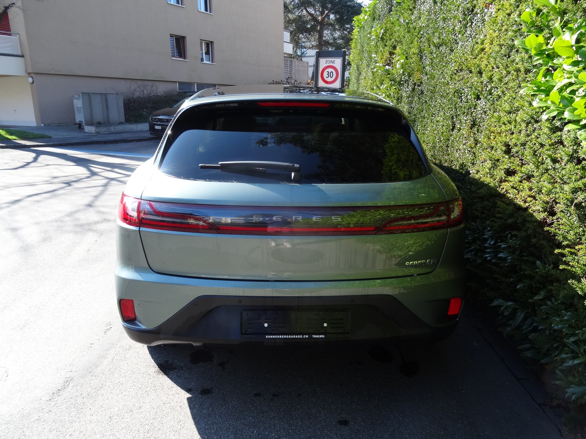 SERES Seres 5-image-4