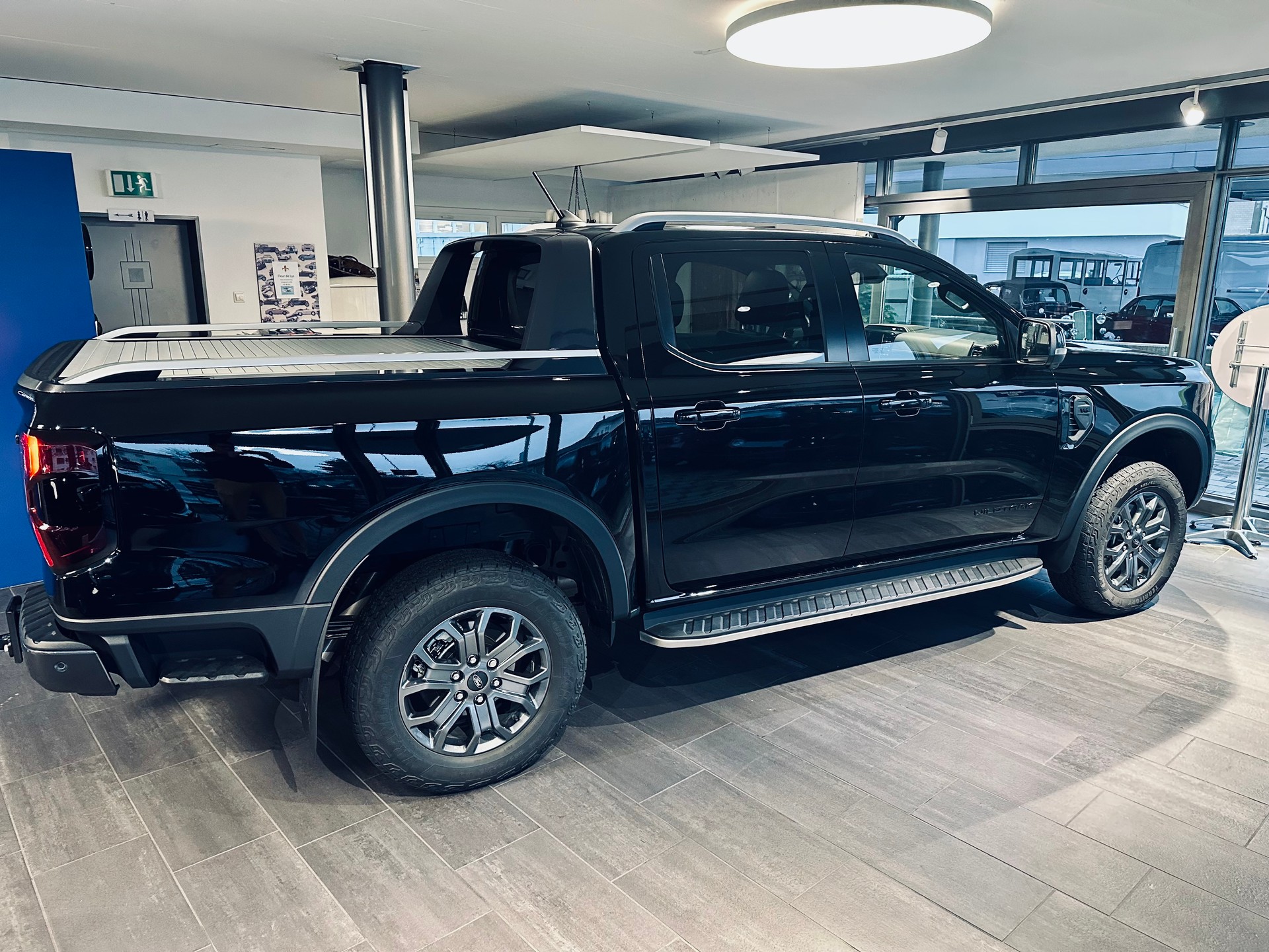 FORD Ranger Wildtrak 3.0 Eco Blue e-4WD Automat-showroom-element-1