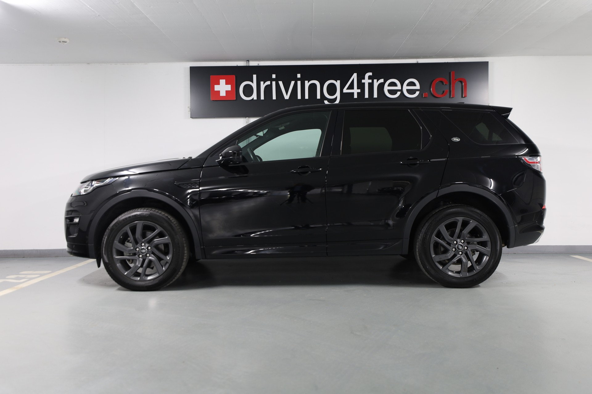 LAND ROVER Discovery Sport 2.0 Si4 HSE AT9-showroom-element-2