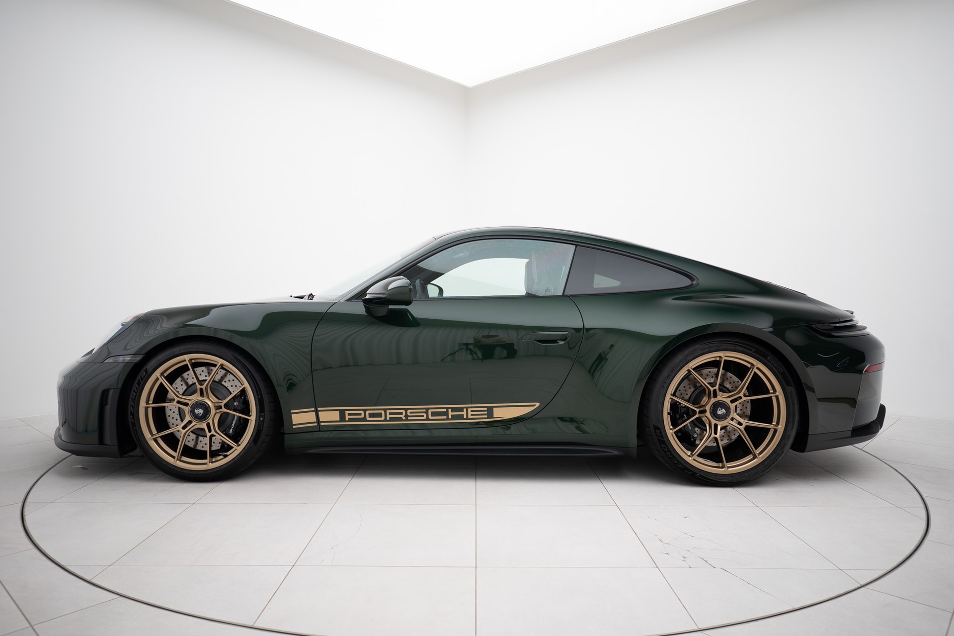 PORSCHE 911 Carrera GT3 PDK Touring-showroom-element-1