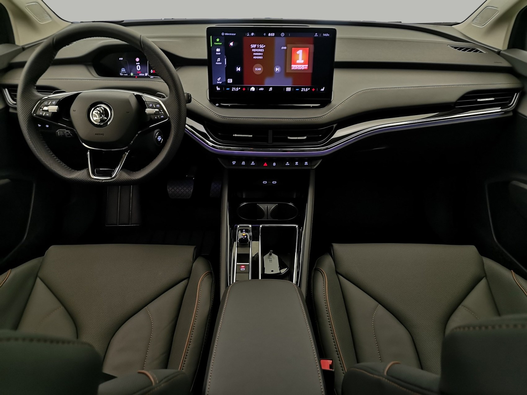 SKODA ENYAQ iV 80 Suite-image-11
