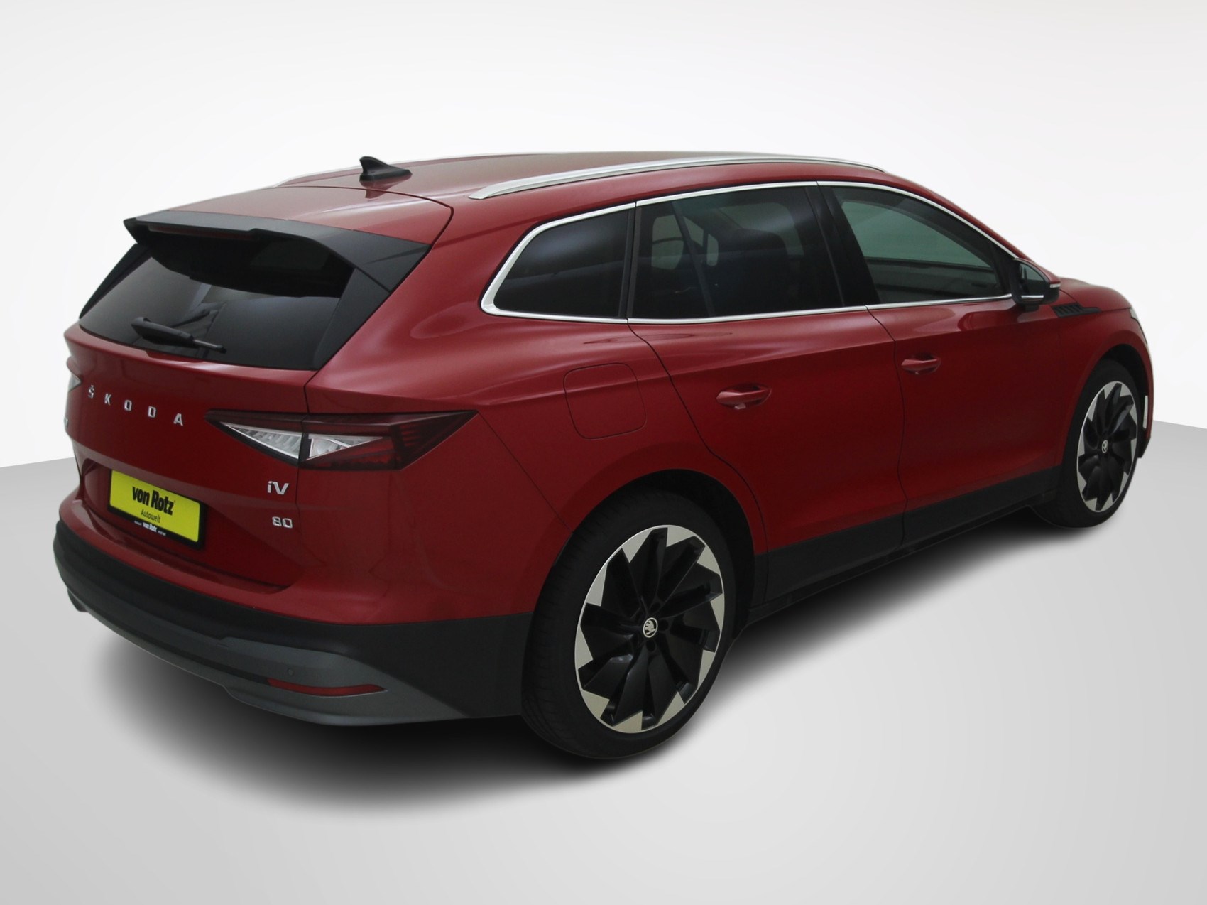 SKODA ENYAQ iV 80 Suite-image-5