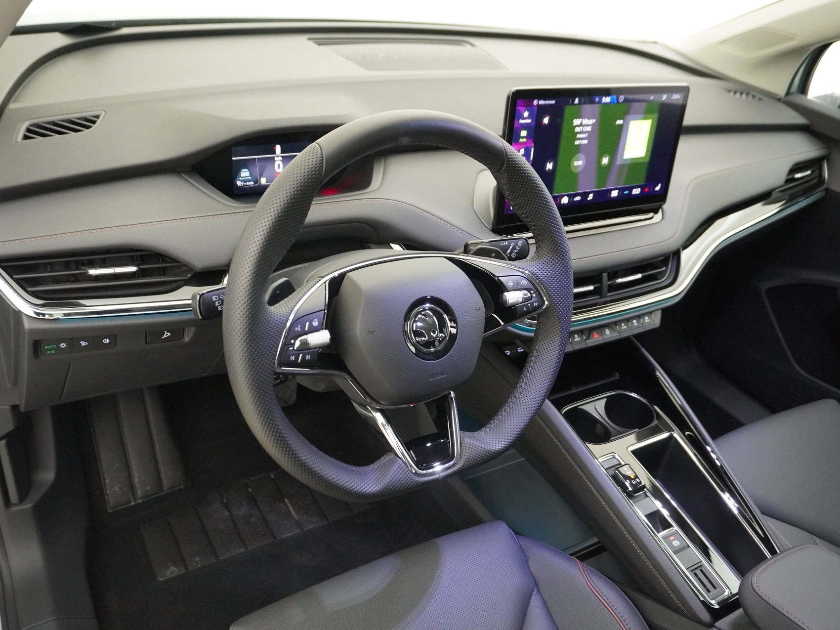 SKODA ENYAQ iV 80 Suite-image-10