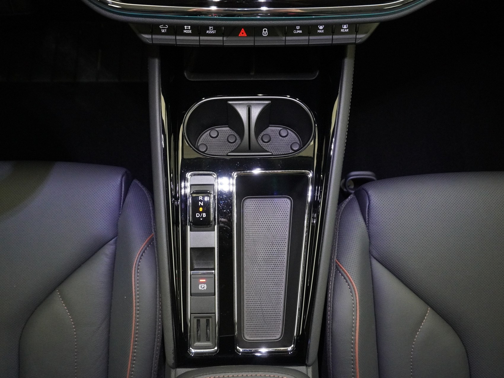 SKODA ENYAQ iV 80 Suite-image-19