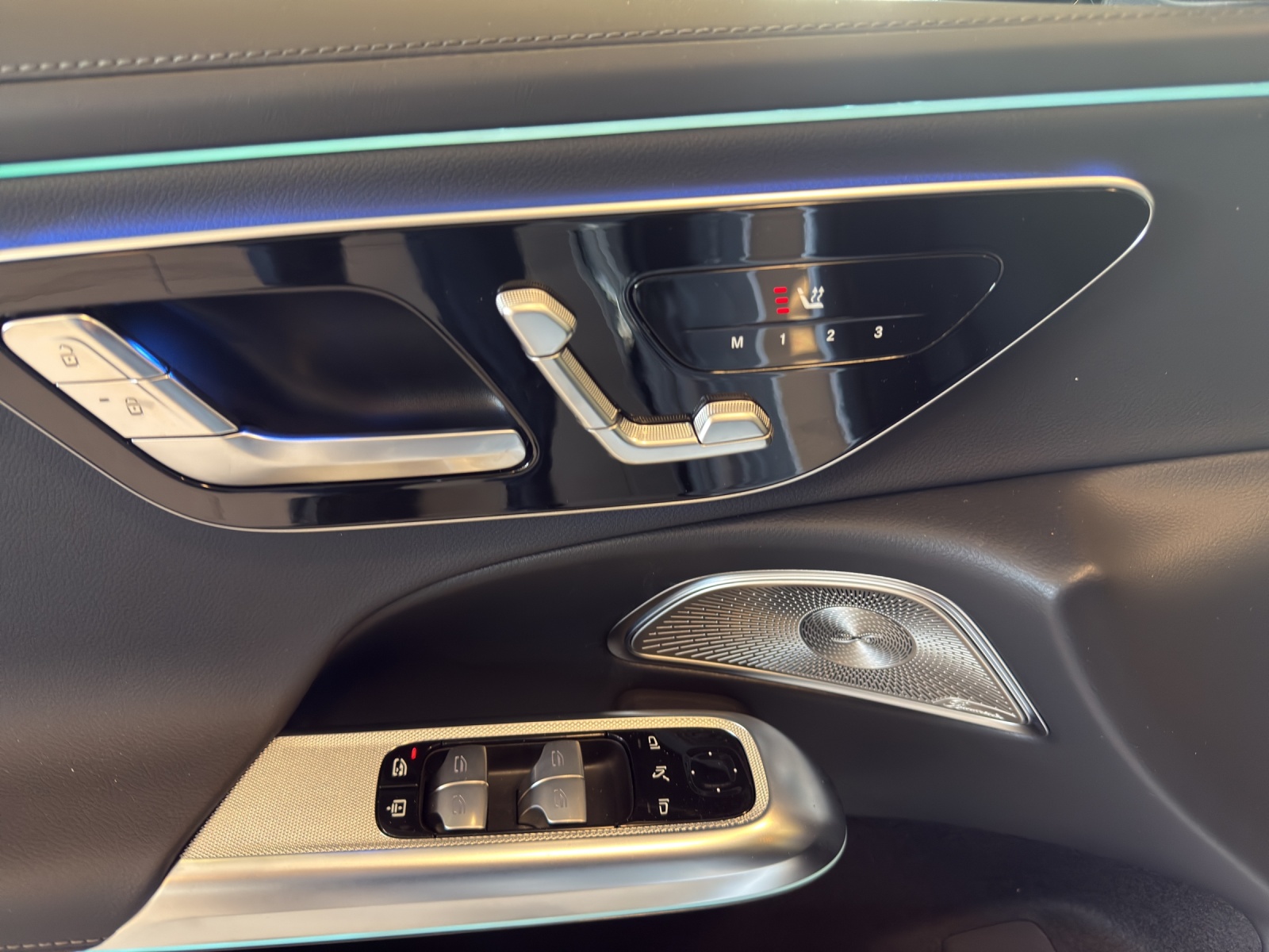 Image MERCEDES-BENZ E-220 E 220 d 4Matic 9G-Tronic