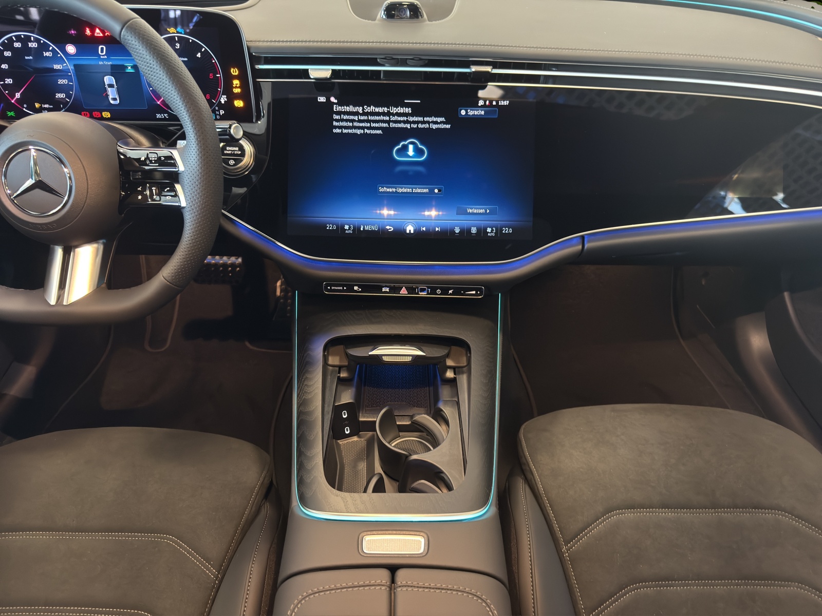 Image MERCEDES-BENZ E-220 E 220 d 4Matic 9G-Tronic