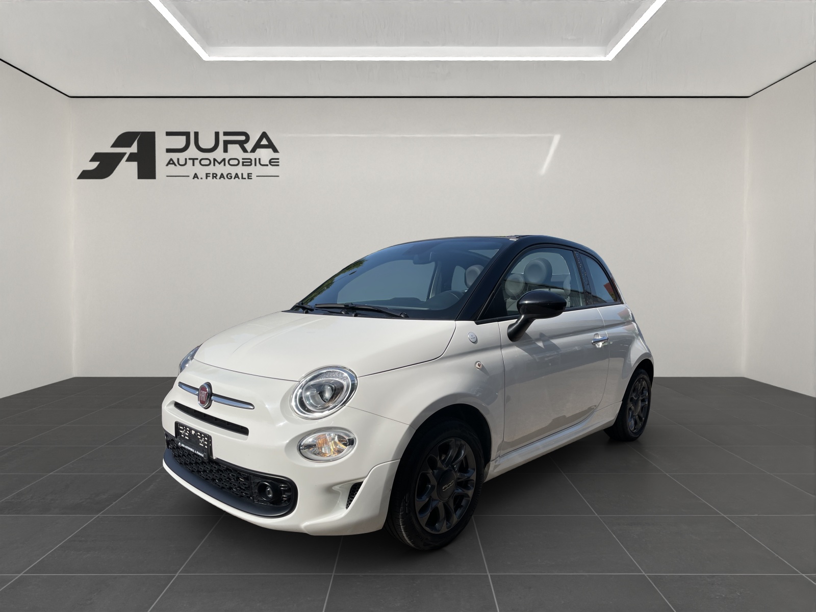 FIAT 500 C 1.0 Hybrid Hey Google