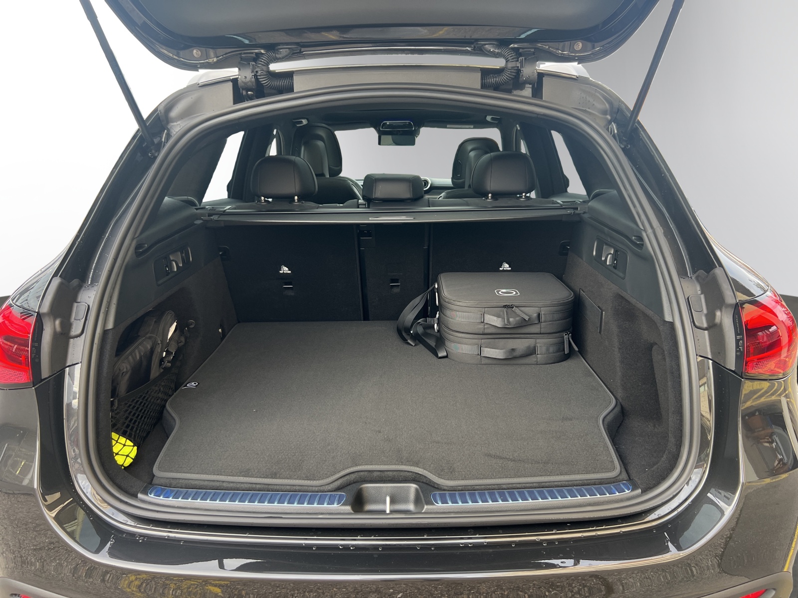 Image MERCEDES-BENZ GLC-400 GLC 400 e 4Matic EQ Star 9G-Tronic