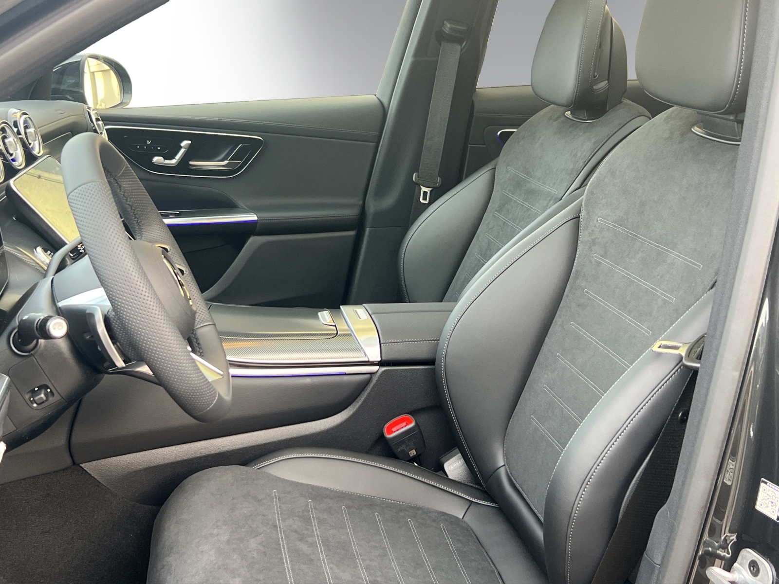 Image MERCEDES-BENZ GLC-400 GLC 400 e 4Matic EQ Star 9G-Tronic