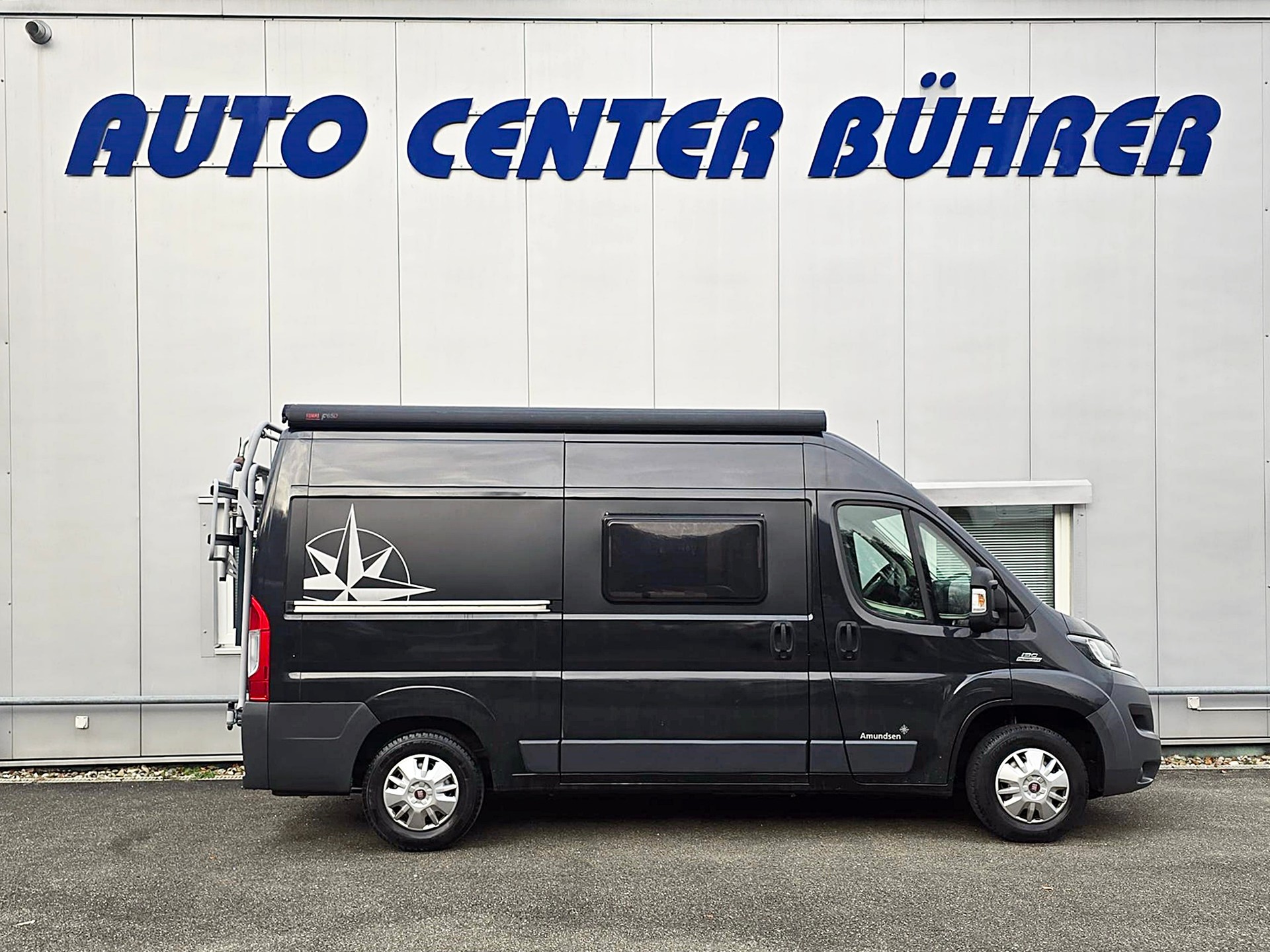 Fourgon Burley Renault Trafic Van AmÃ©nagÃ© Equirodi Camion