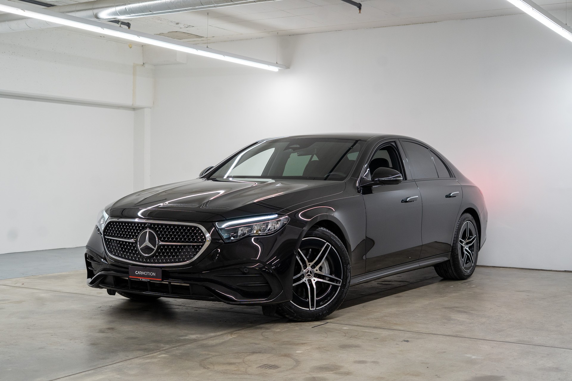 MERCEDES-BENZ E 220 d AMG Line