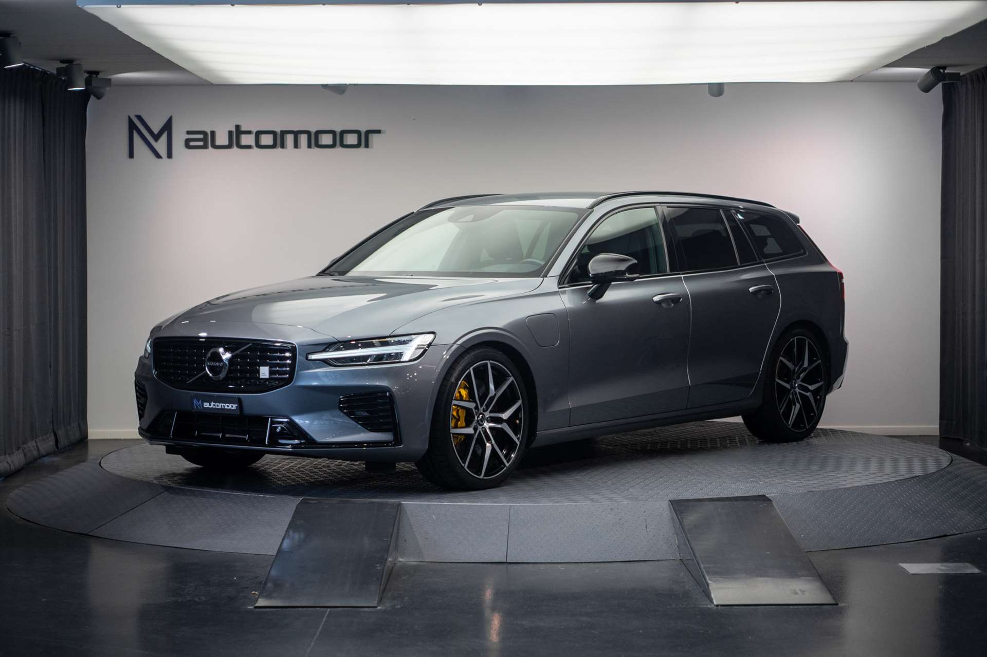 VOLVO V60 T8 eAWD Twin Engine Polestar Geartronic
