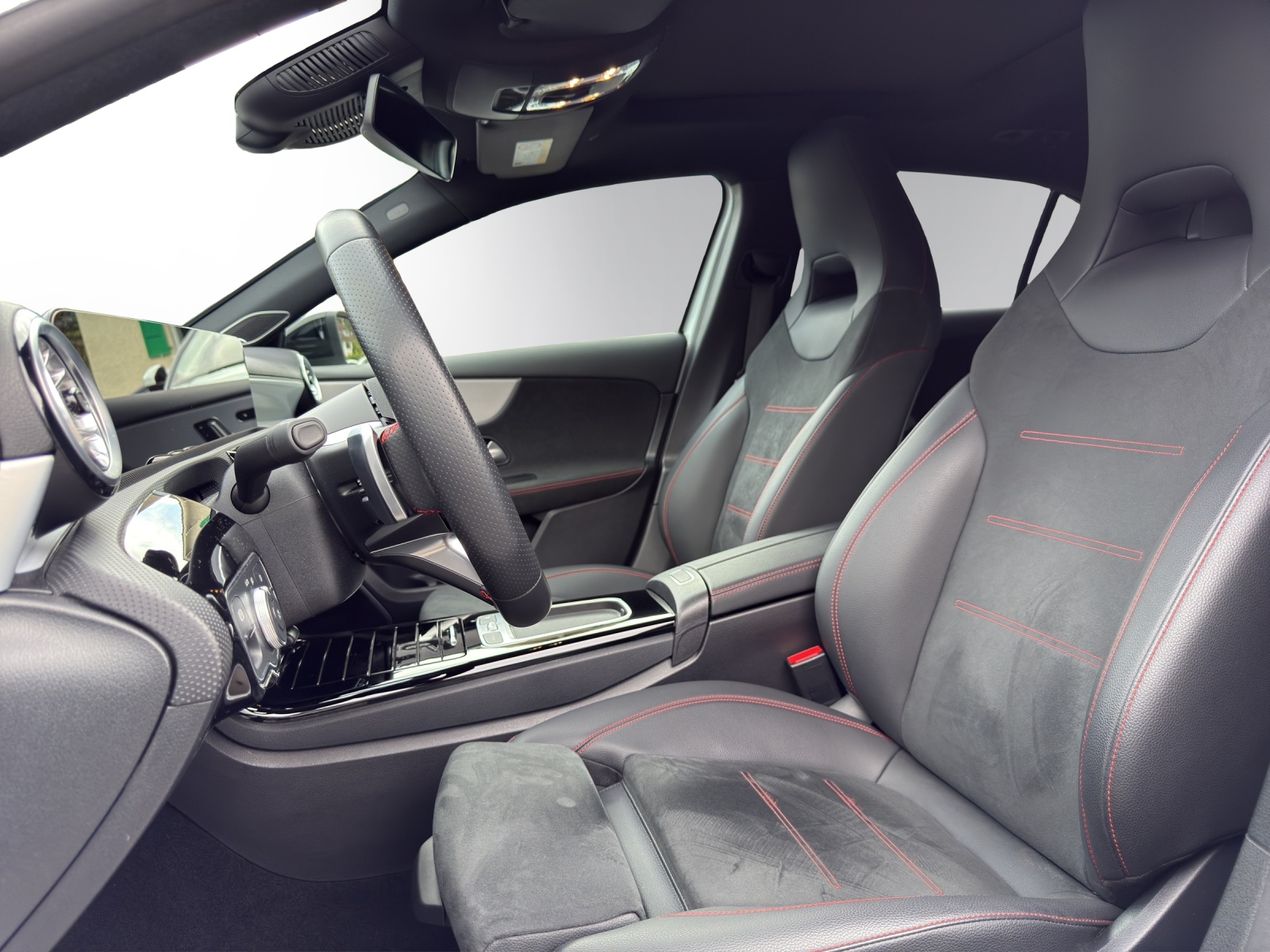 Image MERCEDES-BENZ A-220 A 220 4Matic 8G-DCT