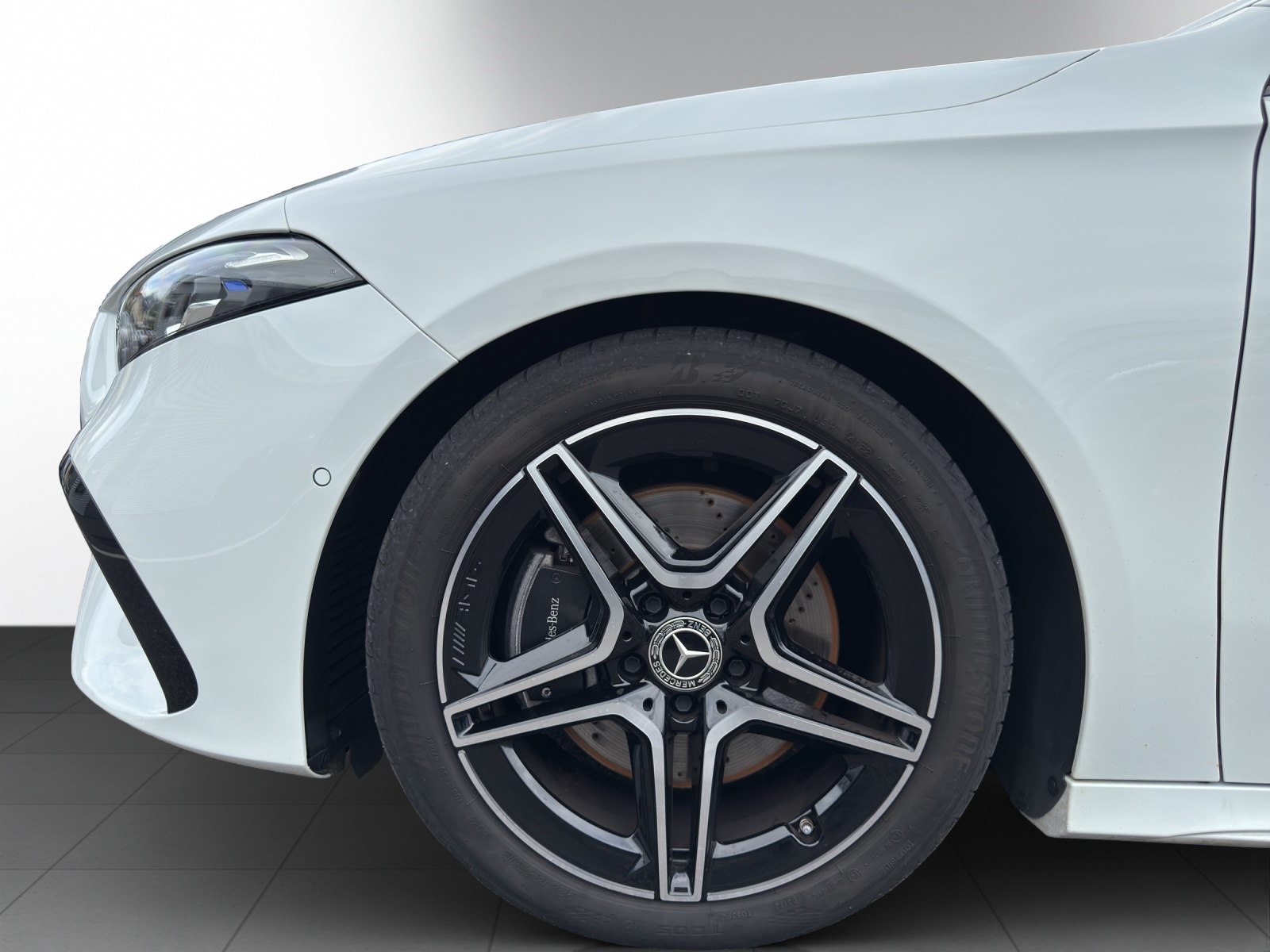 Image MERCEDES-BENZ A-220 A 220 4Matic 8G-DCT