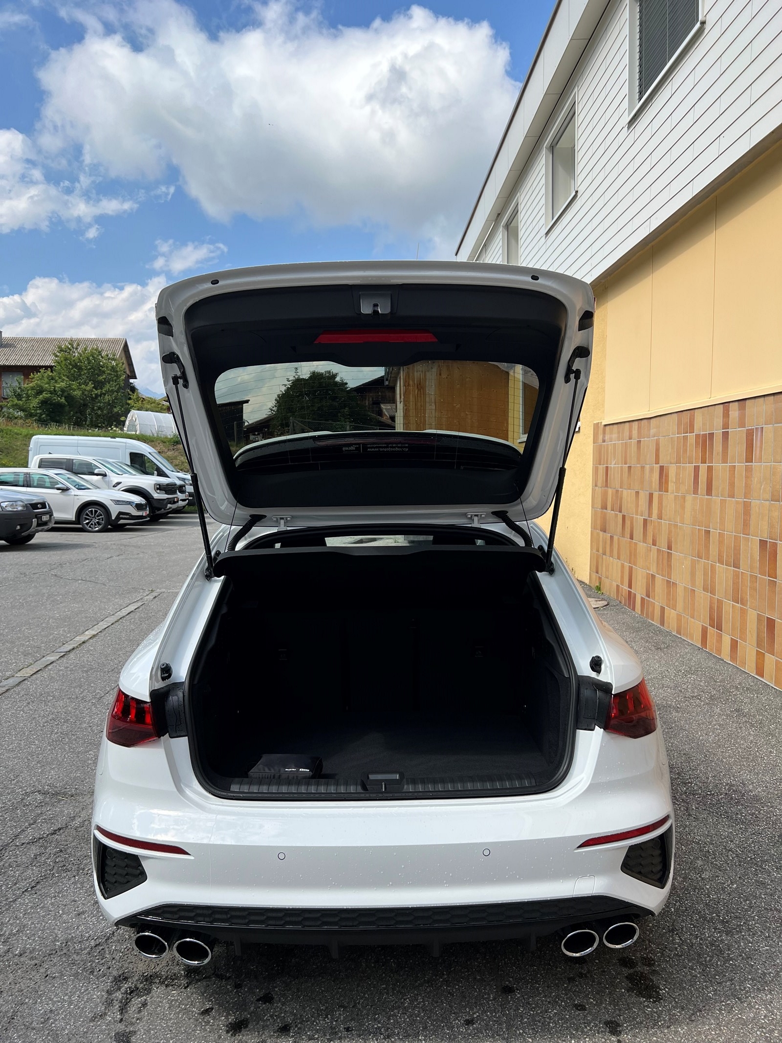 AUDI S3 Sportback 2.0 TFSI quattro S-tronic-image-7