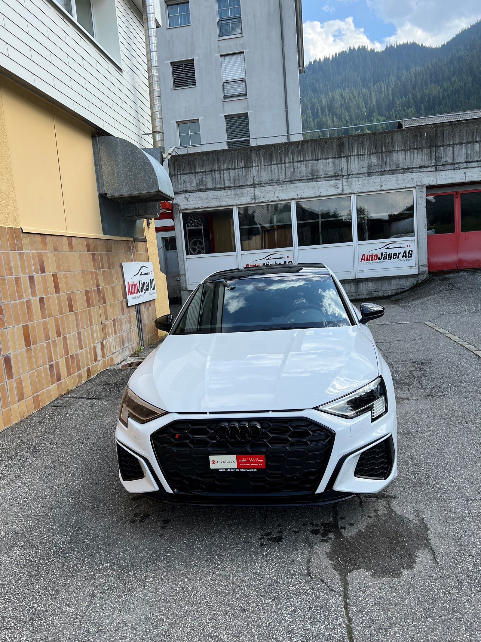 AUDI S3 Sportback 2.0 TFSI quattro S-tronic-image-0