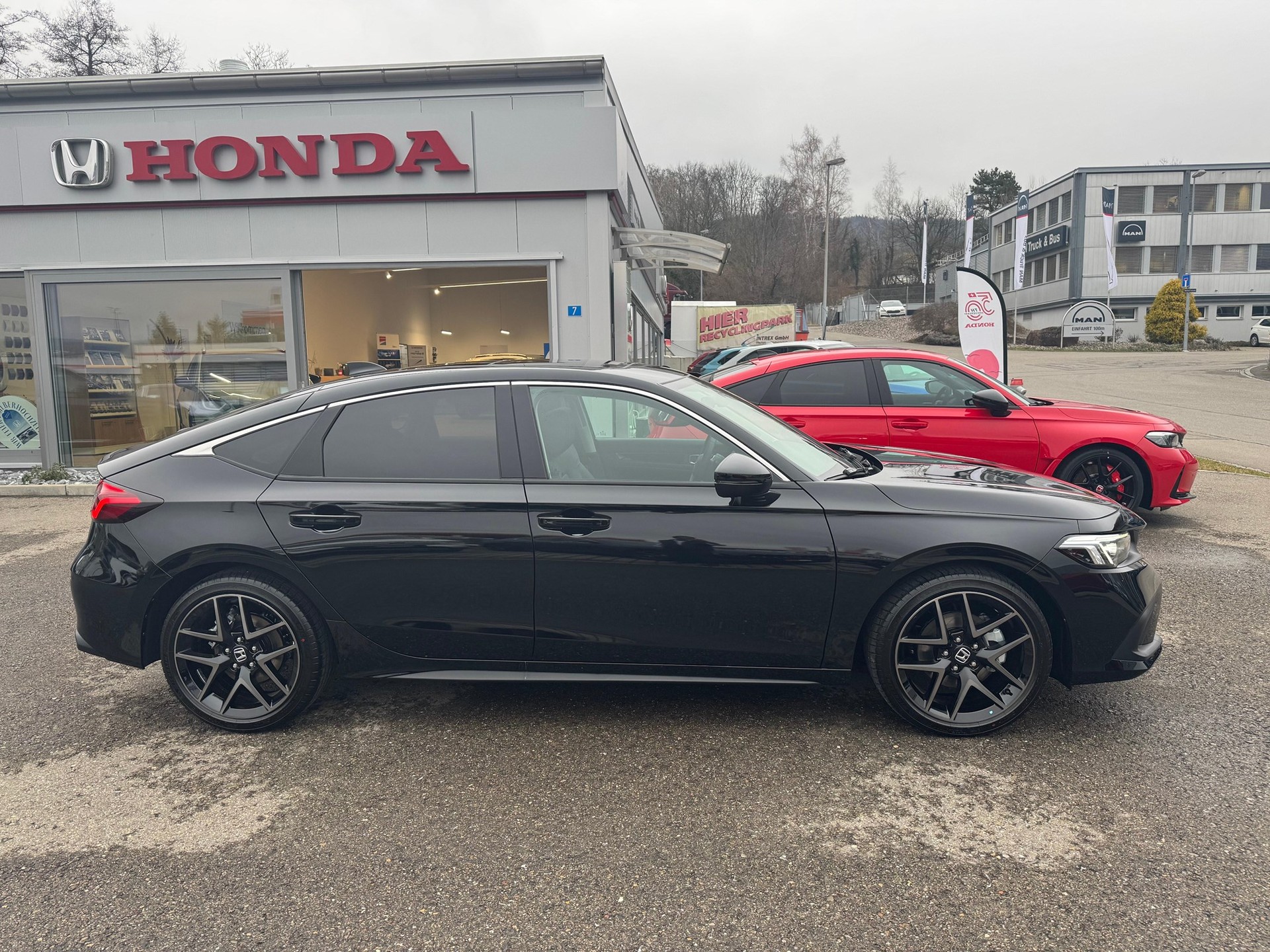 HONDA Civic 2.0 i-MMD Advance-showroom-element-1