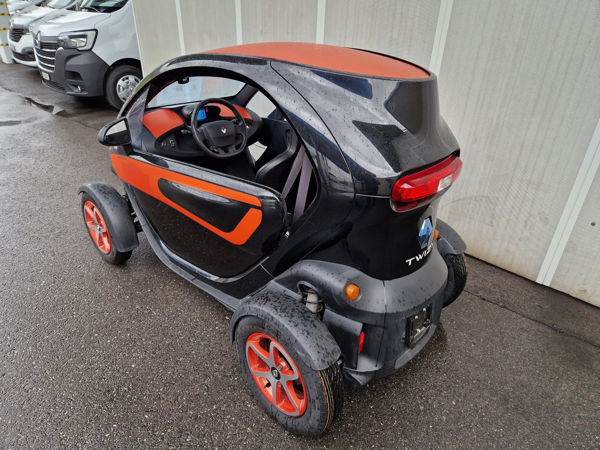 RENAULT Twizy Color-showroom-element-2