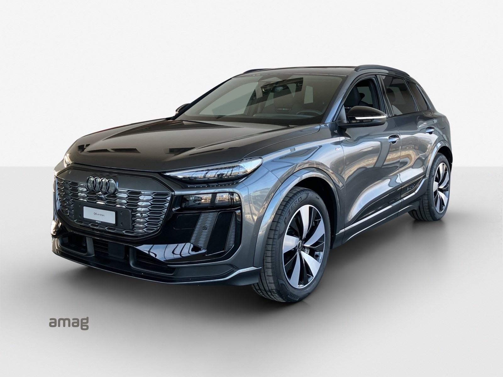 AUDI Q6 e-tron quattro