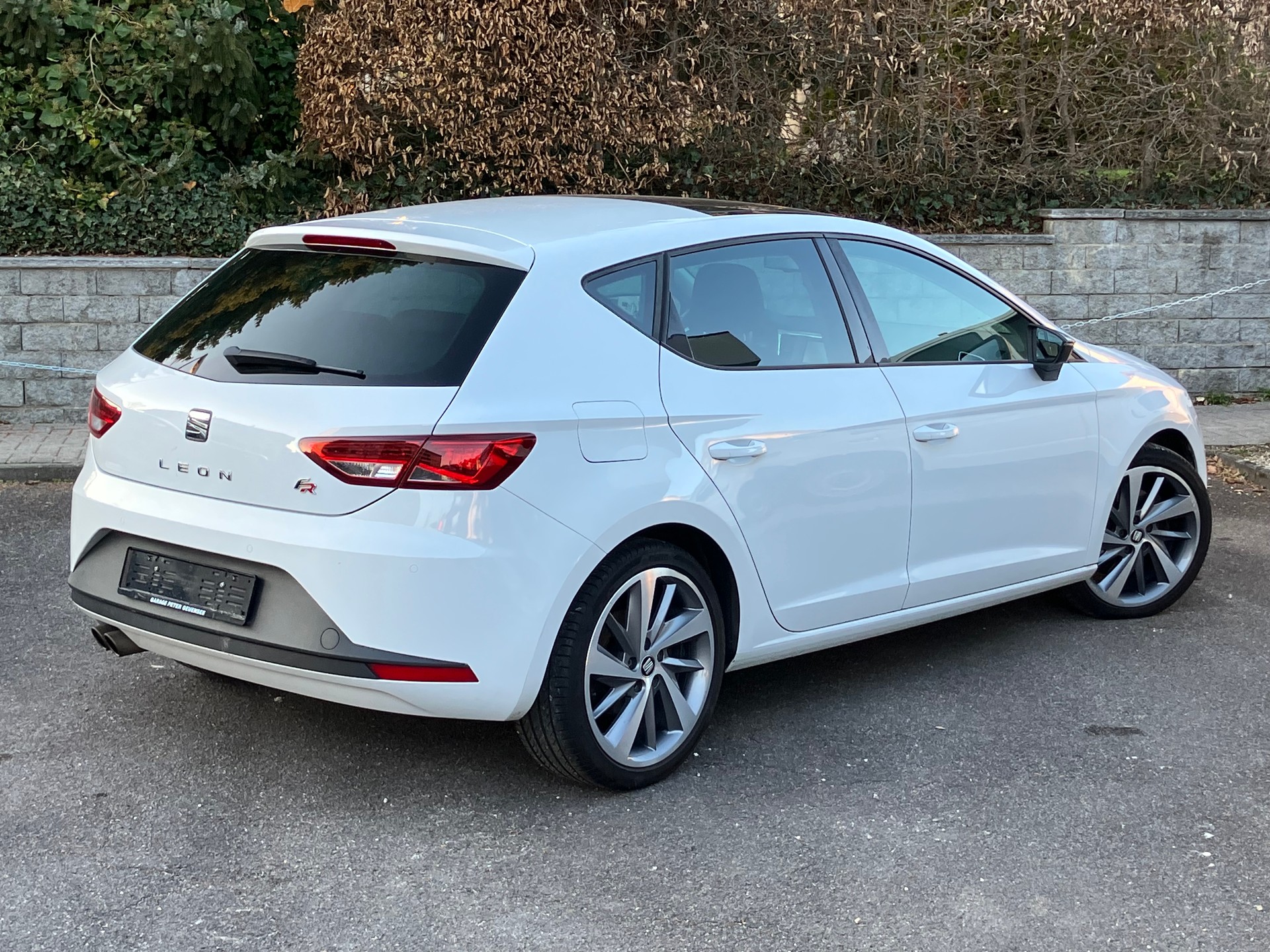 SEAT Leon SC 1.8 TSI FR DSG-image-2