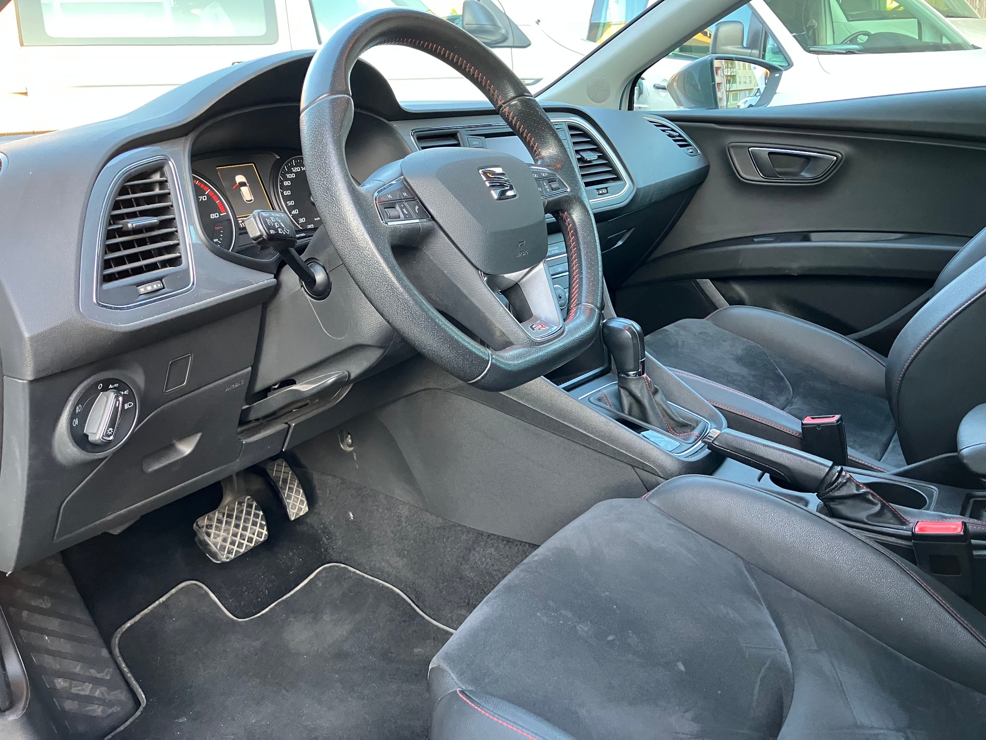SEAT Leon SC 1.8 TSI FR DSG-image-1