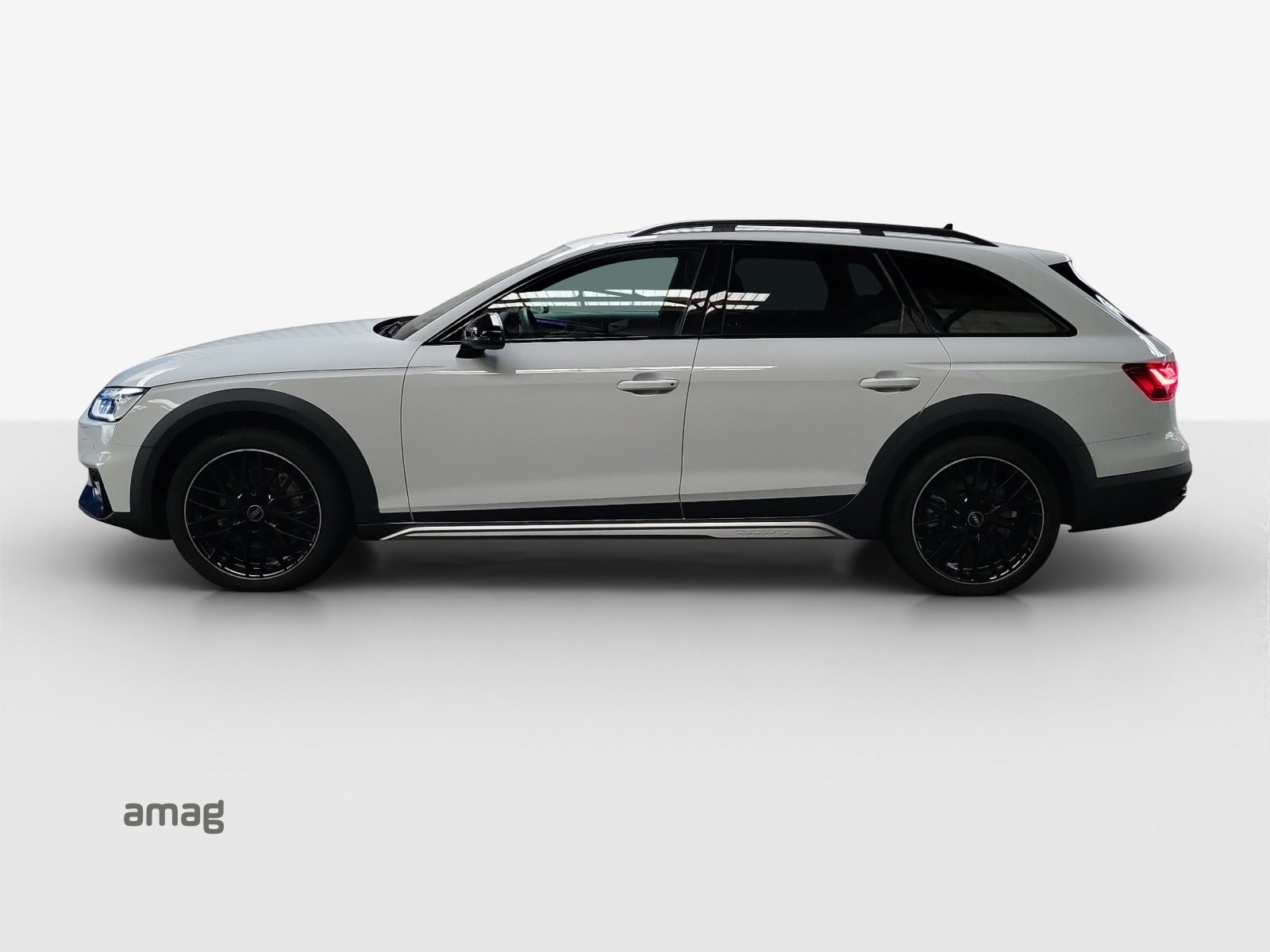 AUDI A4 allroad 45 TFSI quattro S-tronic-showroom-element-1