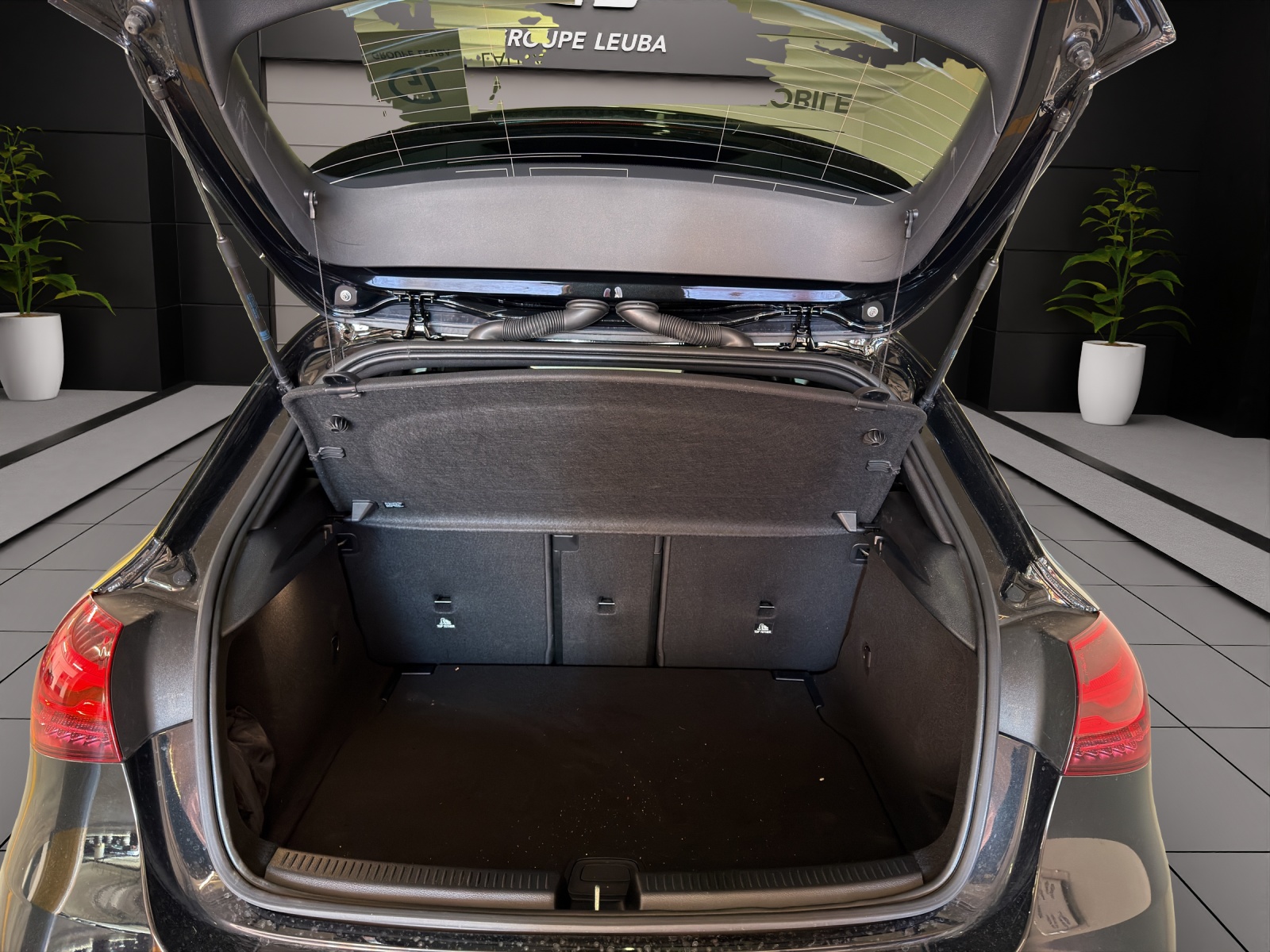 Image MERCEDES-BENZ A-220 A 220 4Matic 8G-DCT