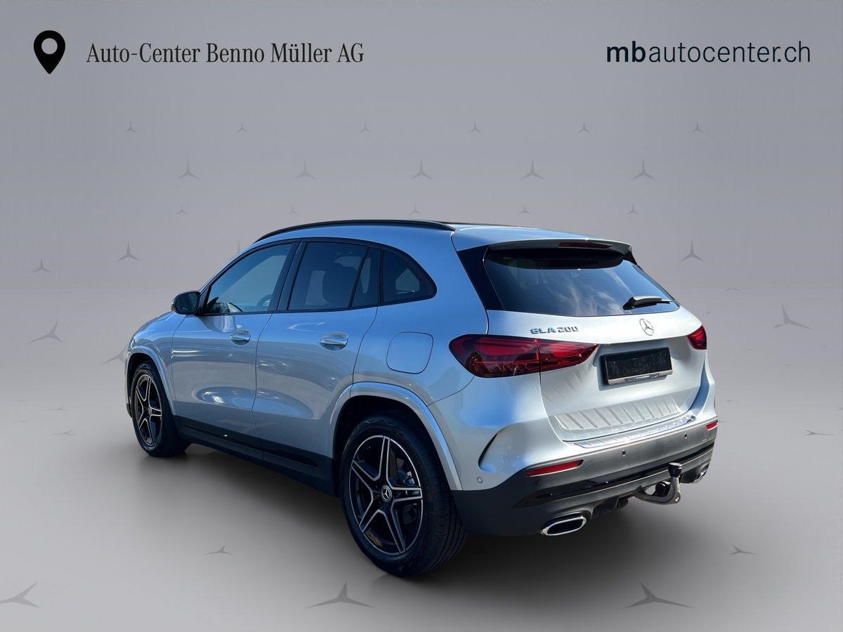 MERCEDES-BENZ GLA 200 AMG Line-showroom-element-2