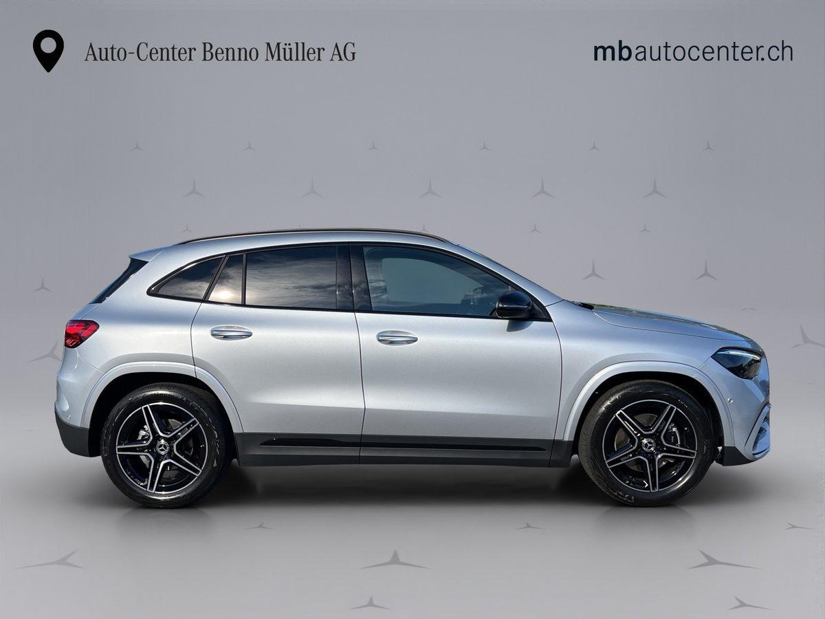 MERCEDES-BENZ GLA 200 AMG Line-image-5