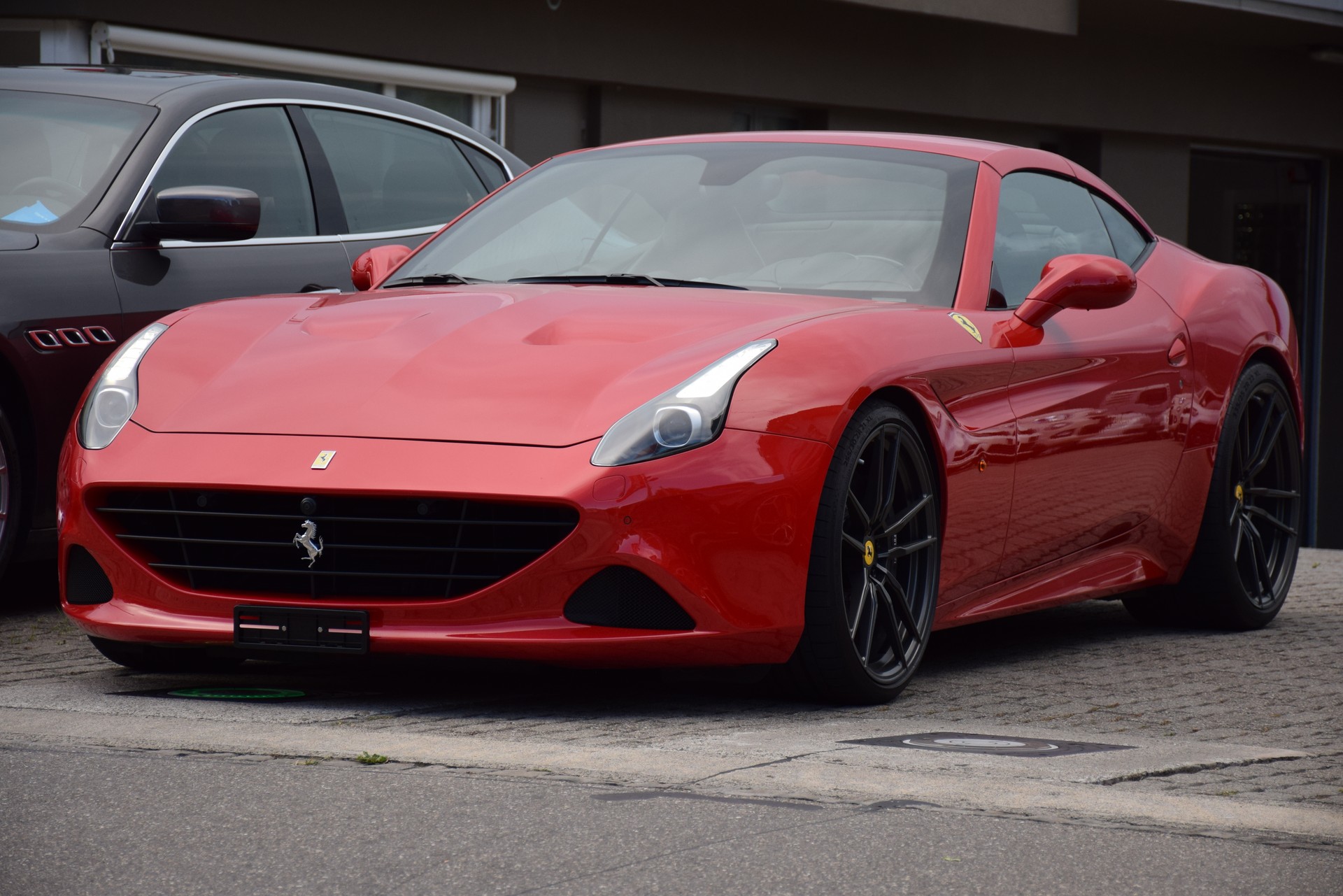 FERRARI California 3.9 V8 T-image-1