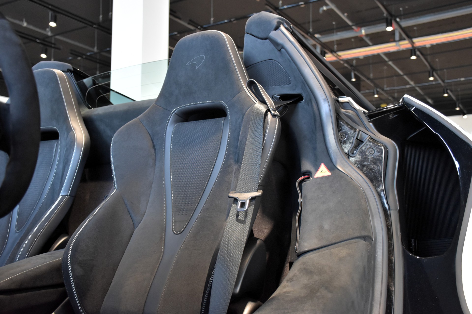 McLAREN 750S Spider Performance-image-11