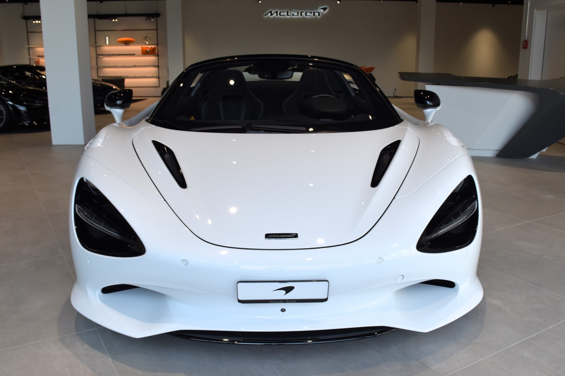 McLAREN 750S Spider Performance-showroom-element-1