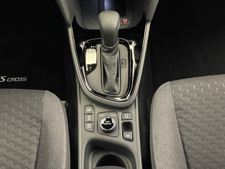 Yaris Cross Hybrid 1.5 Trend AWD-i