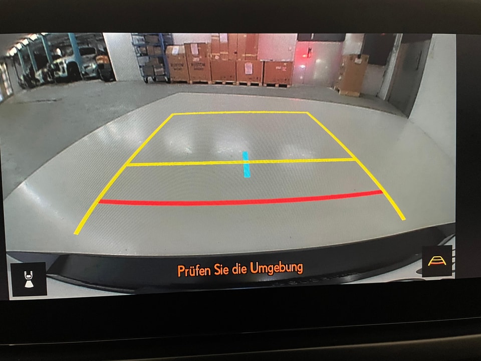 UX 250h Comfort E-FOUR Voll-Hybrid